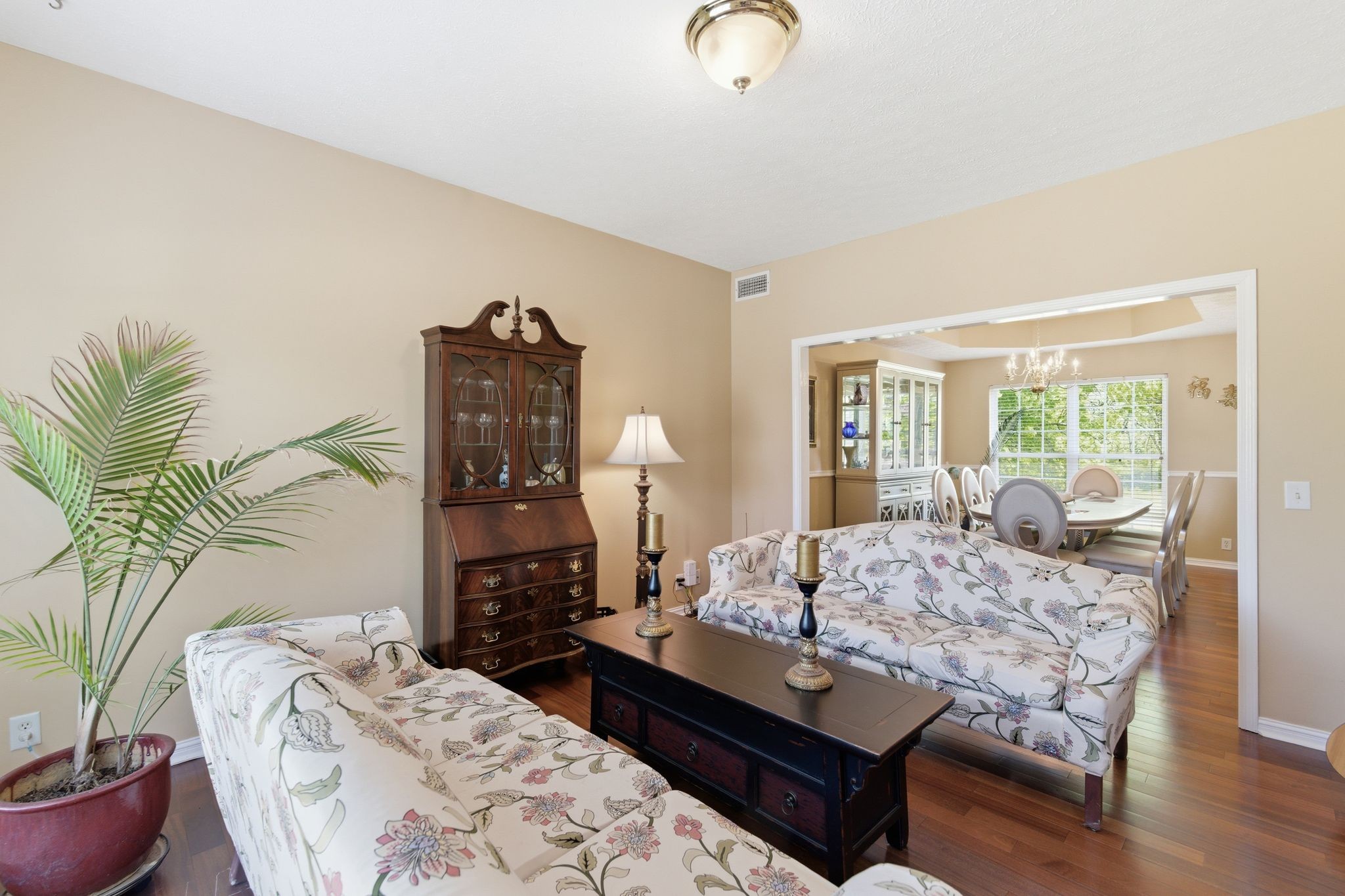 328 Moonwater Ct