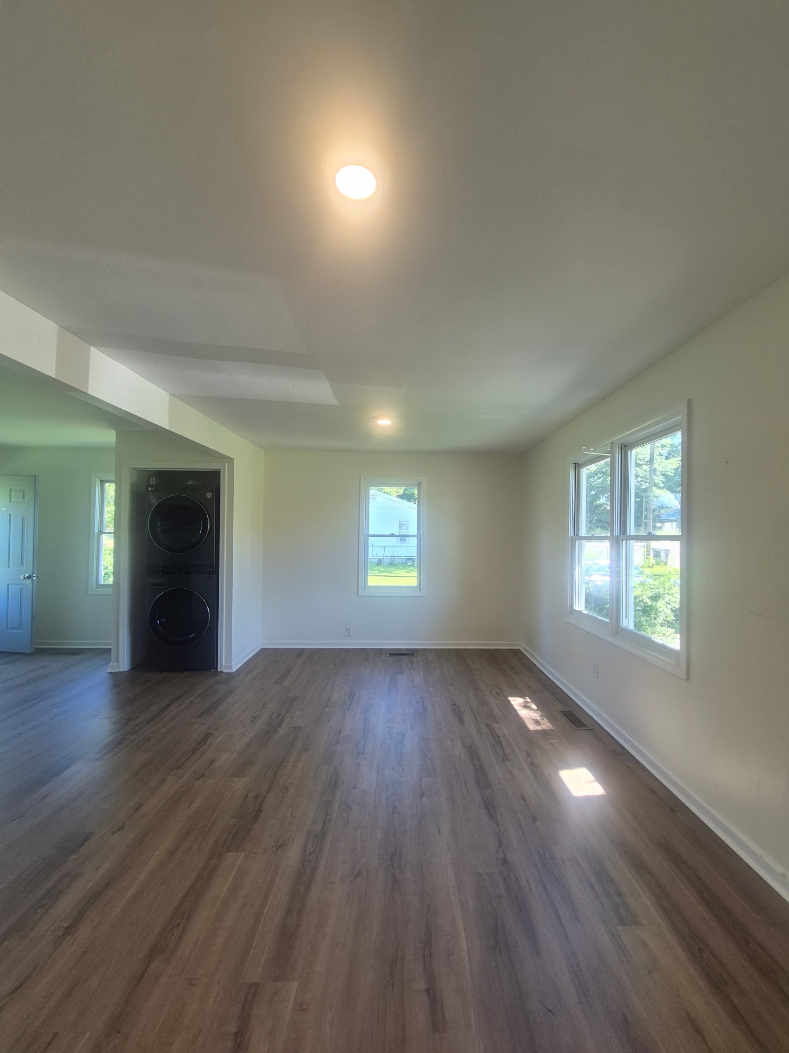 1807 McHenry Dr