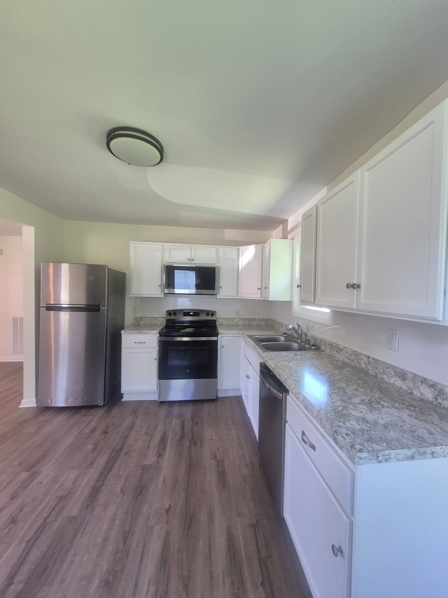 1807 McHenry Dr