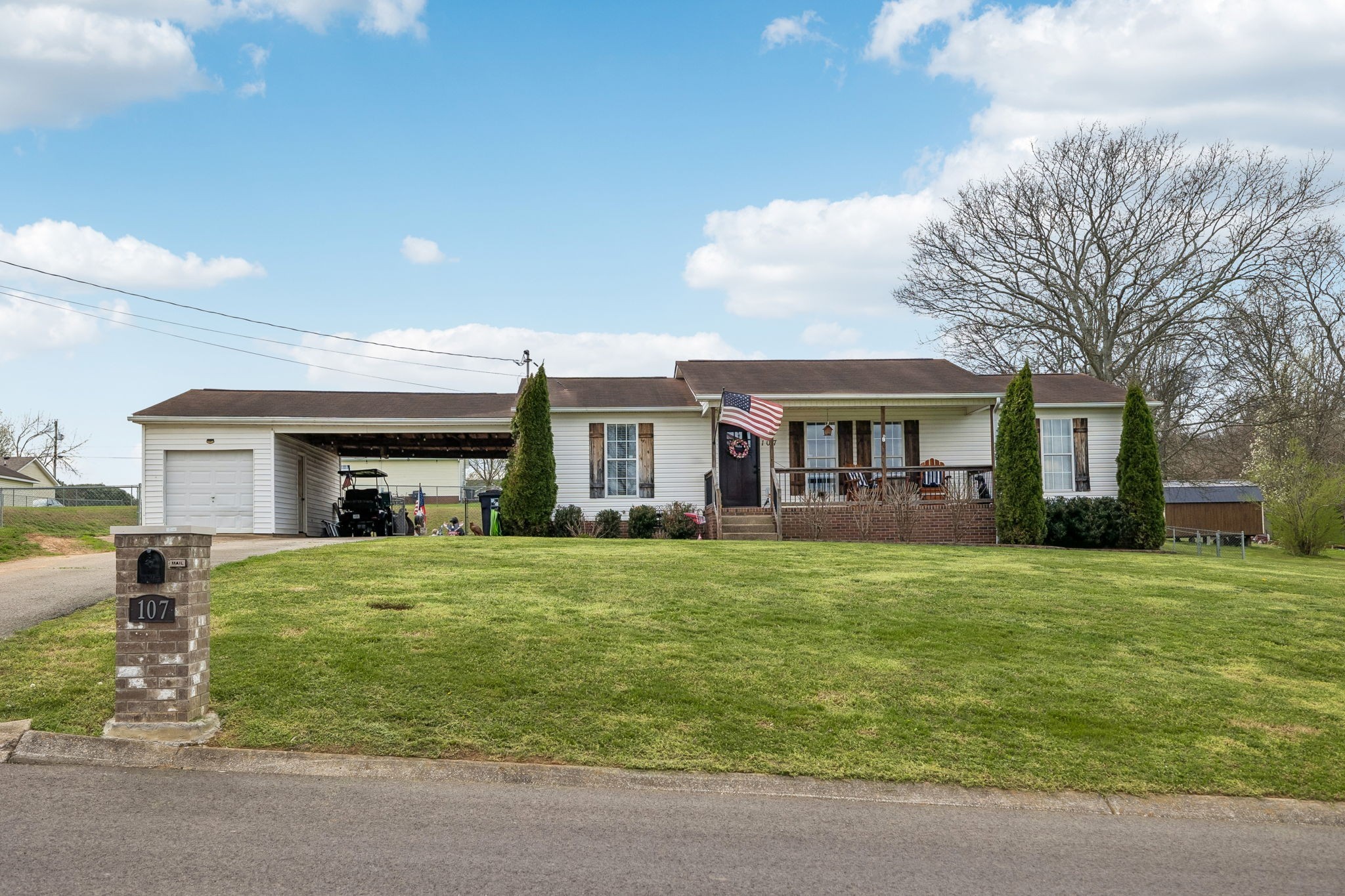 107 Christina Dr
