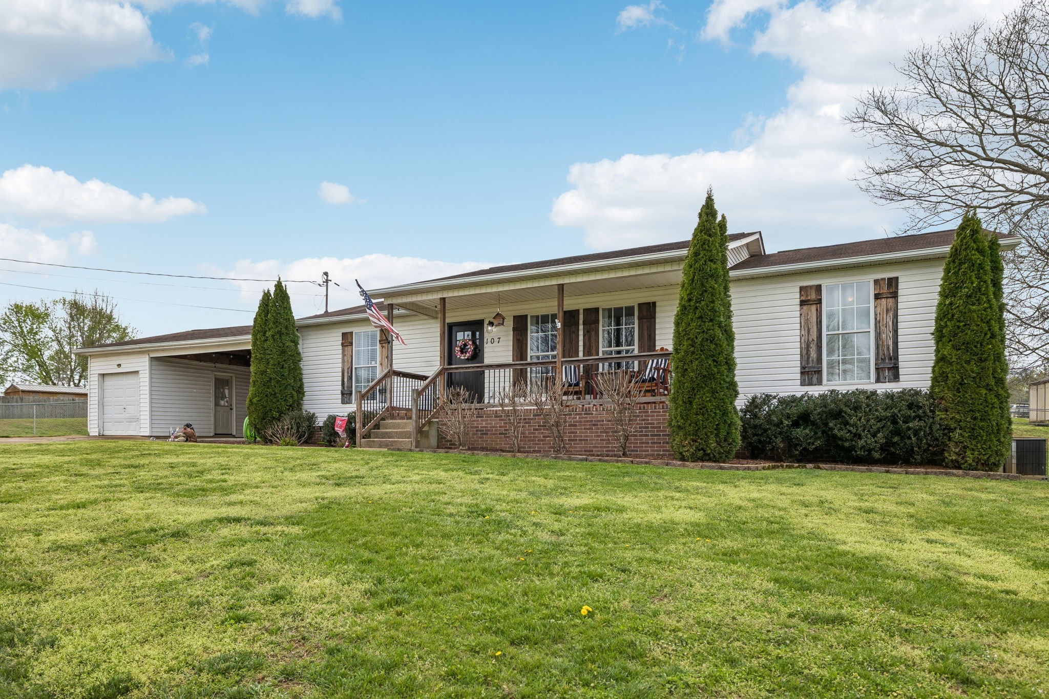 107 Christina Dr