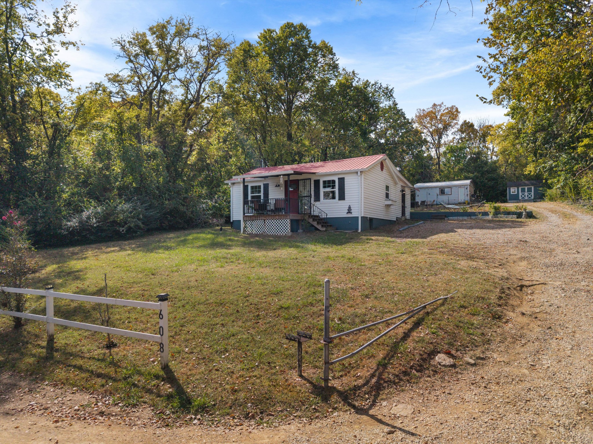 608 Creative Way