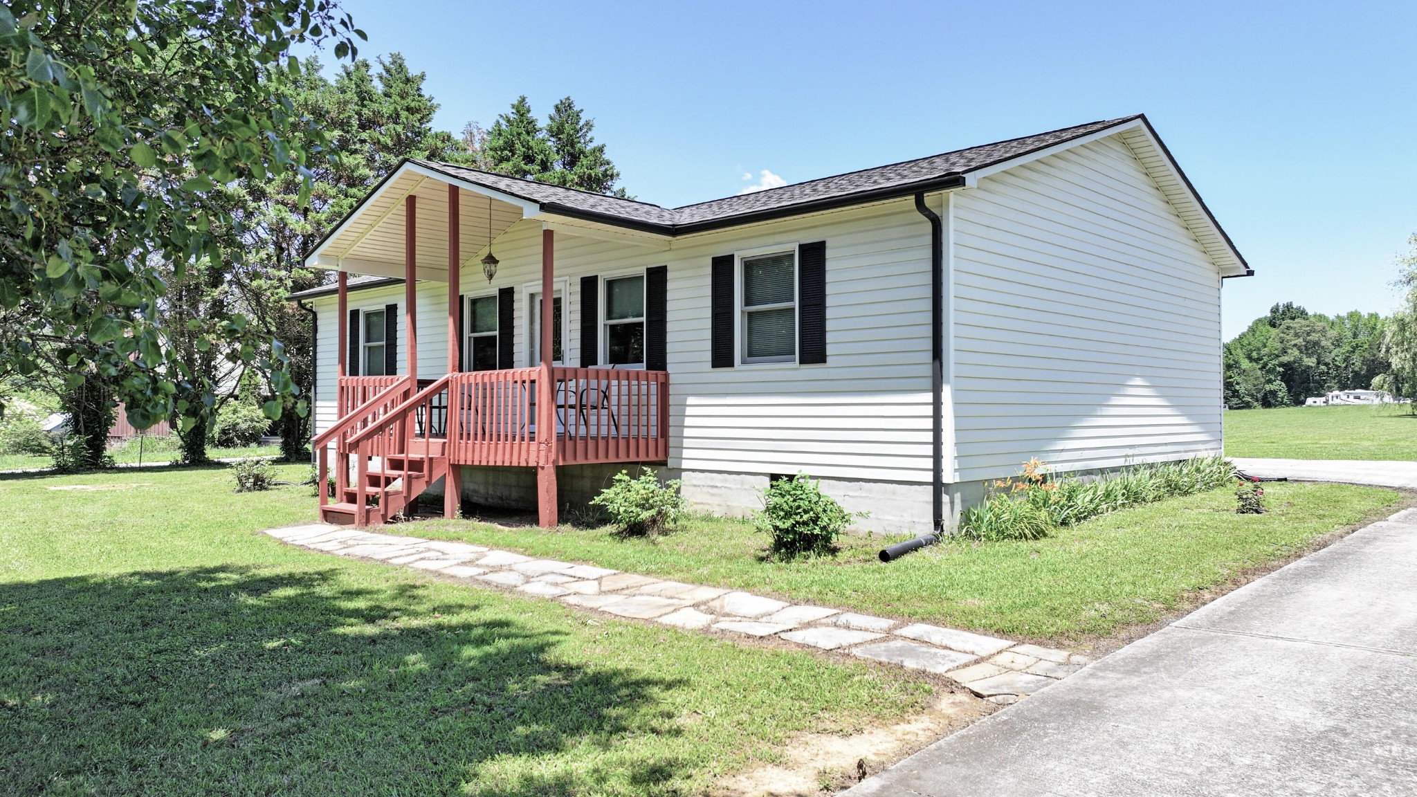 1174 Crosby Lane