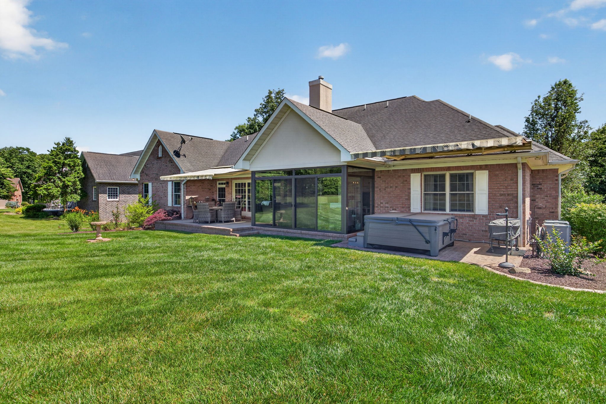 211 Tomlon Rd