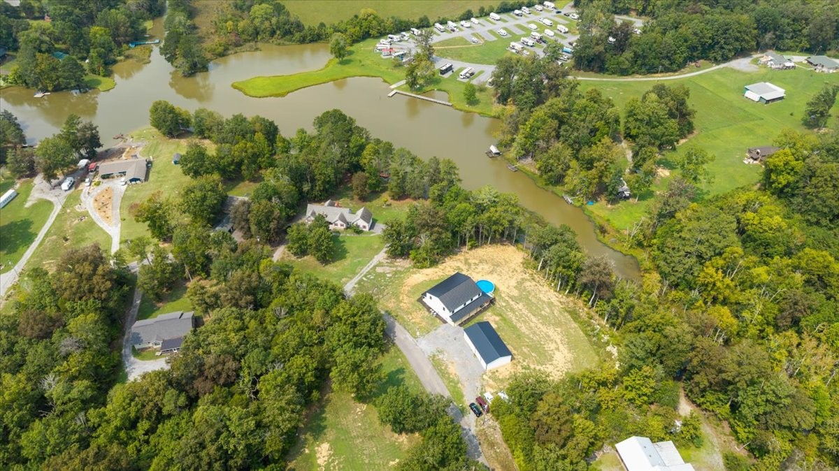 132 Hiwassee Dr