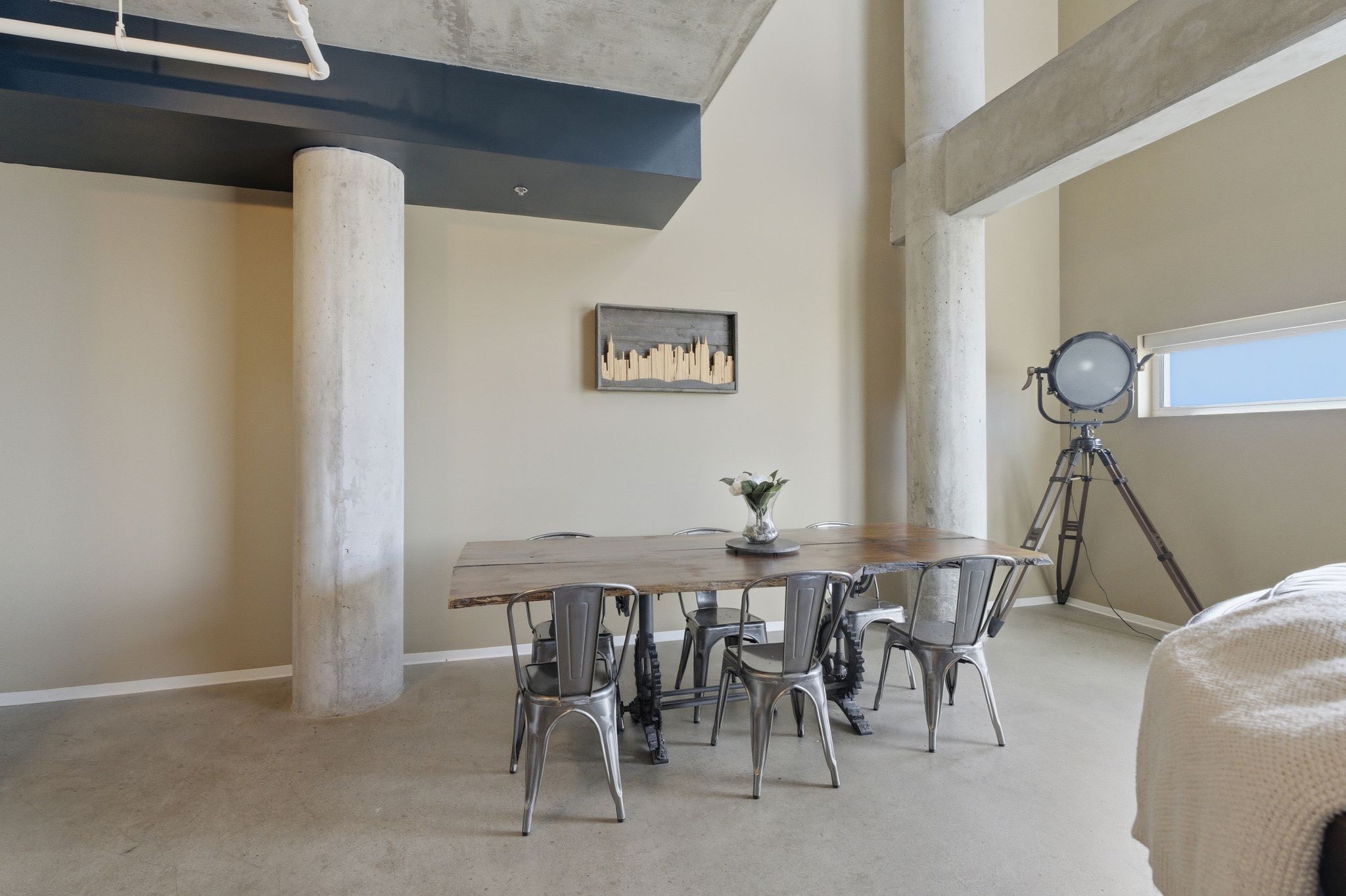 2115 Yeaman Pl