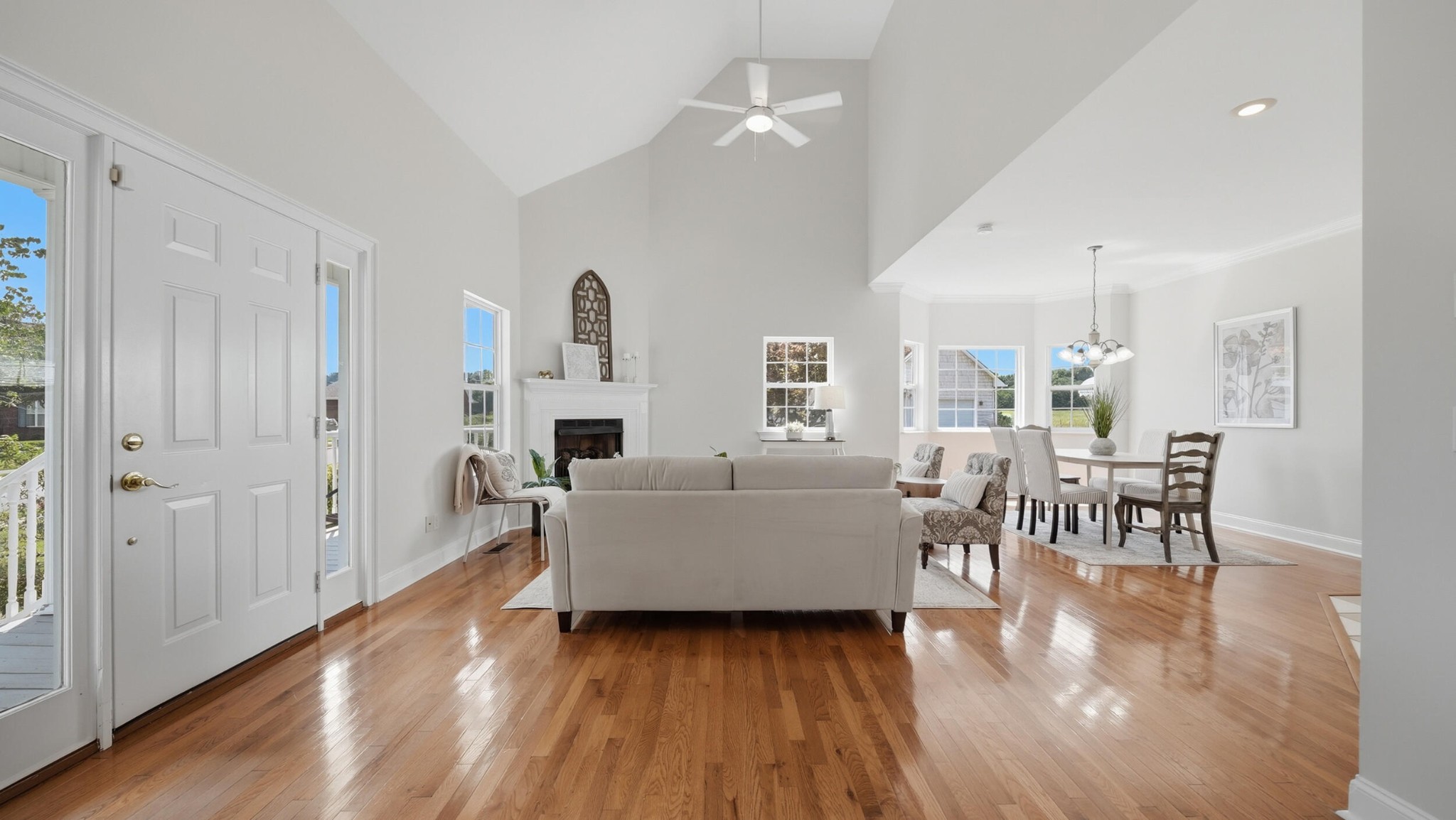 168 Windermere Lane, NE
