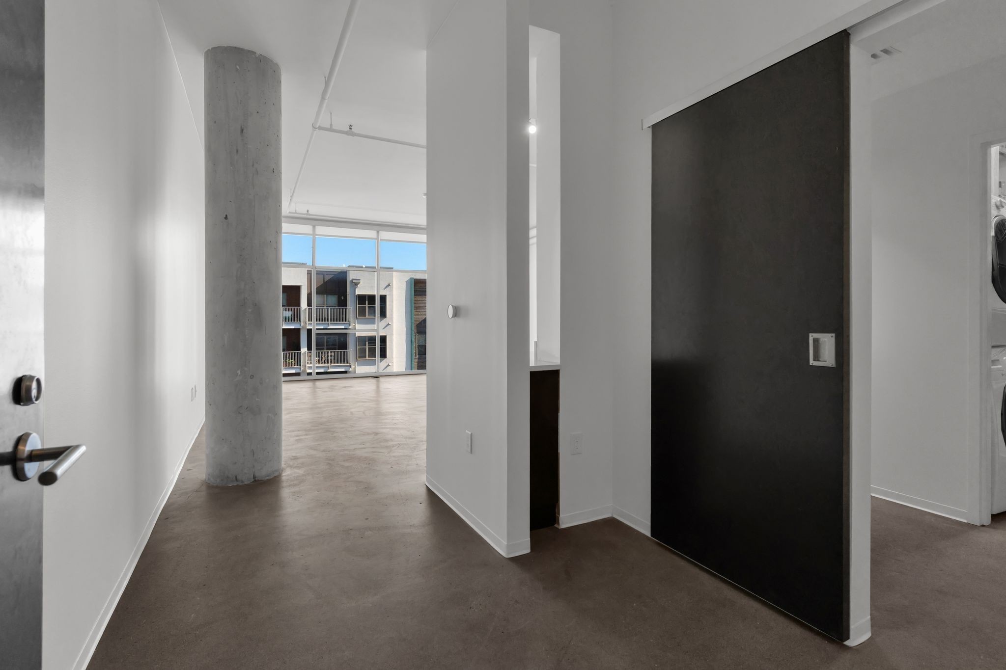 2115 Yeaman Pl