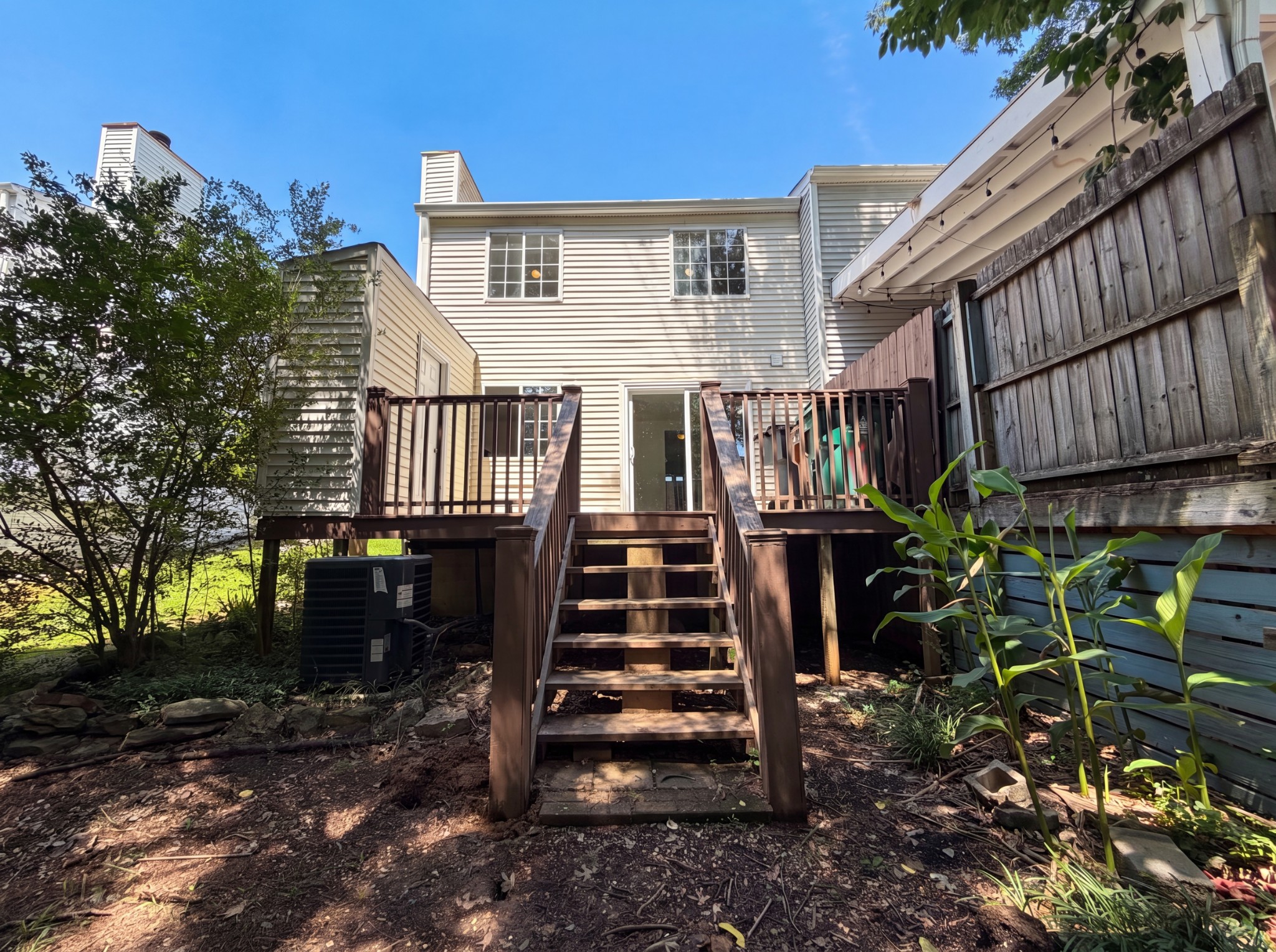 207 Seneca Forest Ct