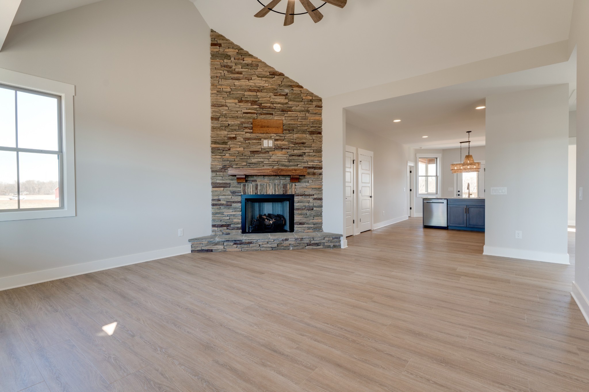 6841 Highway 41, N
