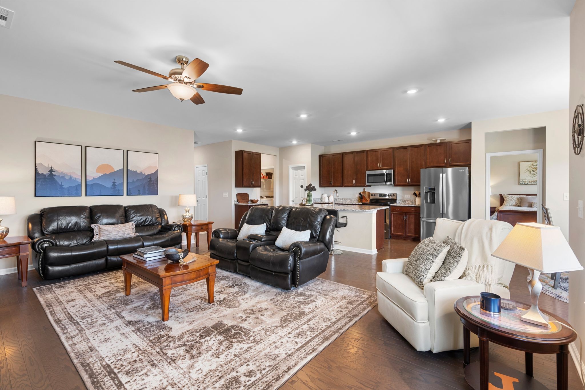 4926 Turquoise Ln