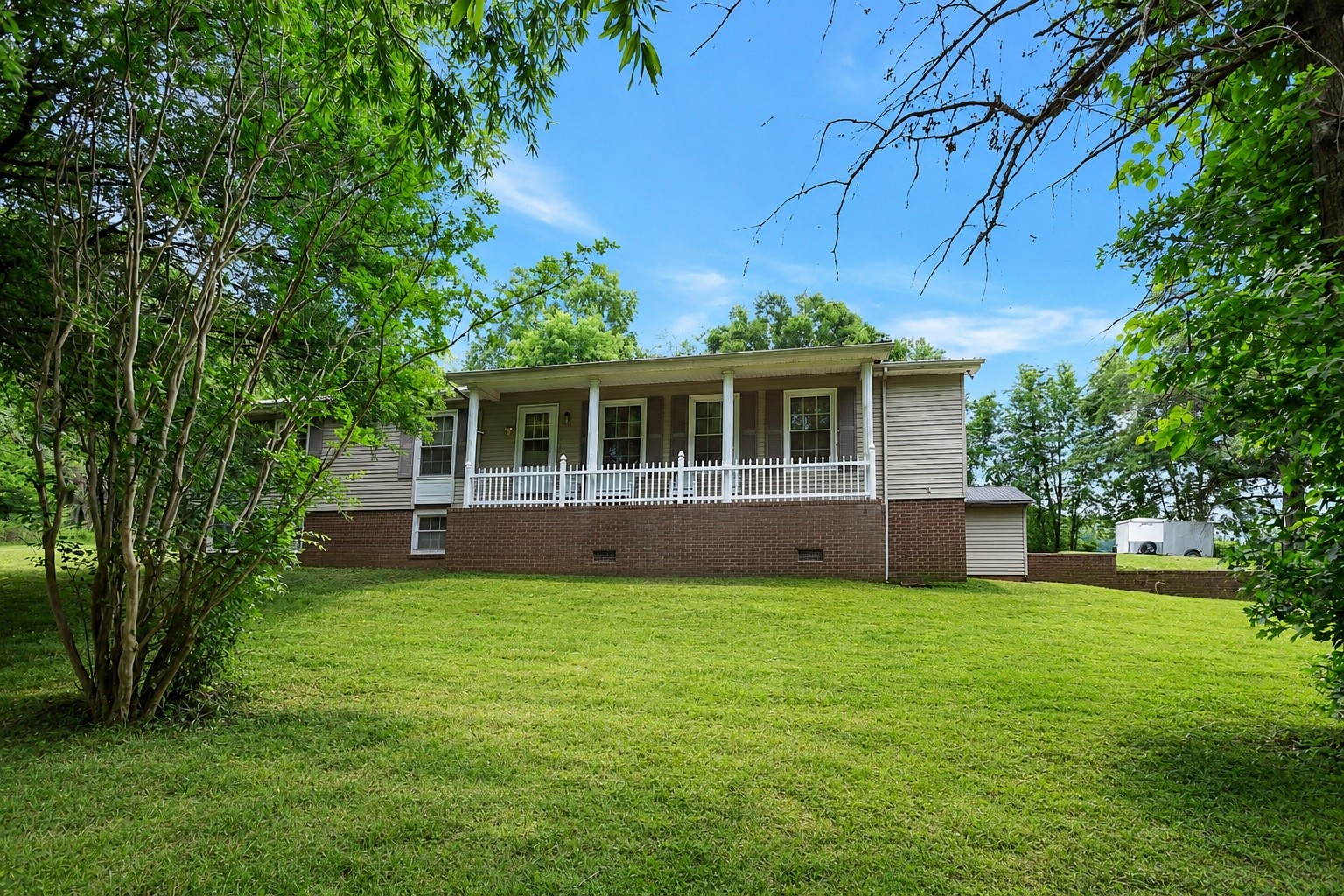 2226 Hwy 25, W