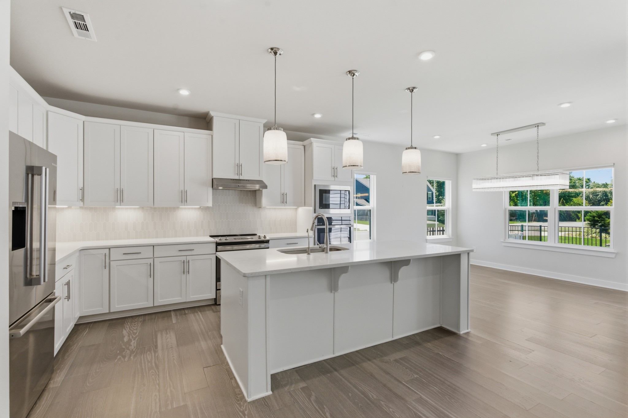 2107 Hideaway Ln