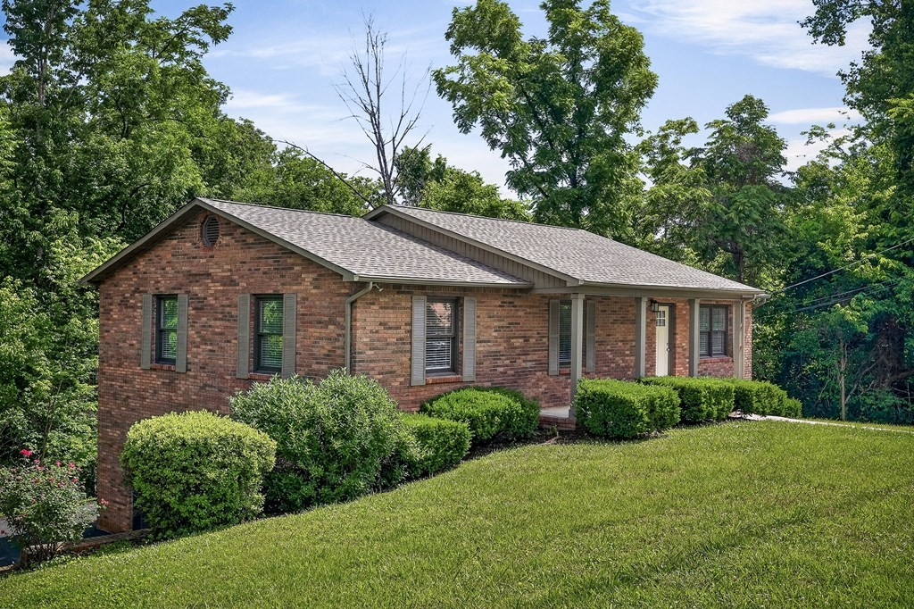 2600 Lake Valley Dr