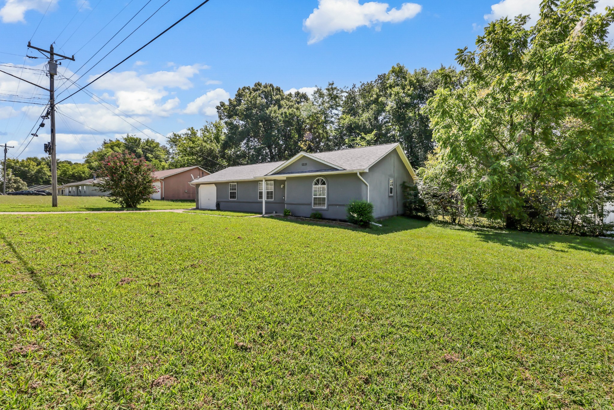 1221 Patton Pl