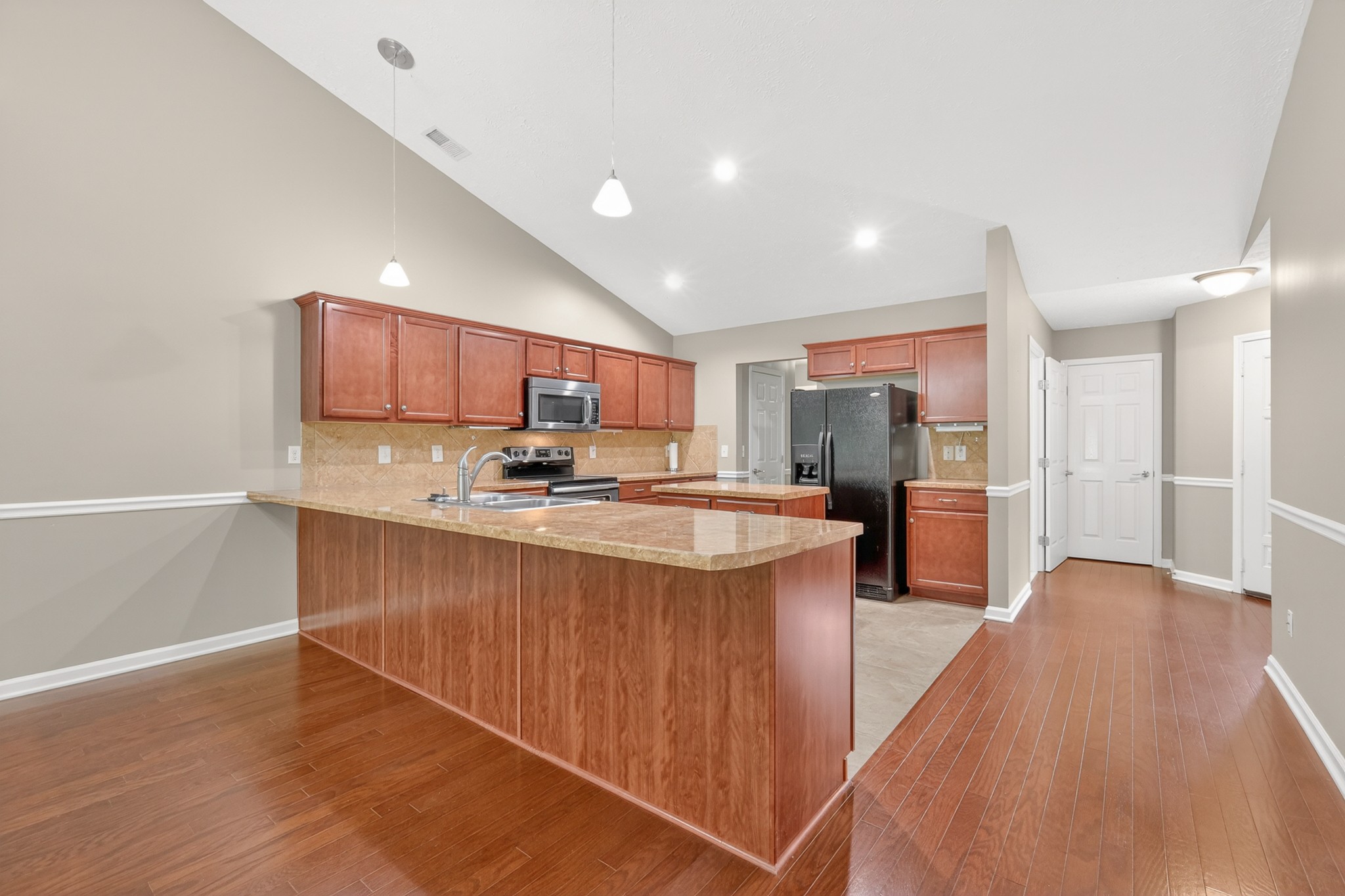 161 Plymouth Dr