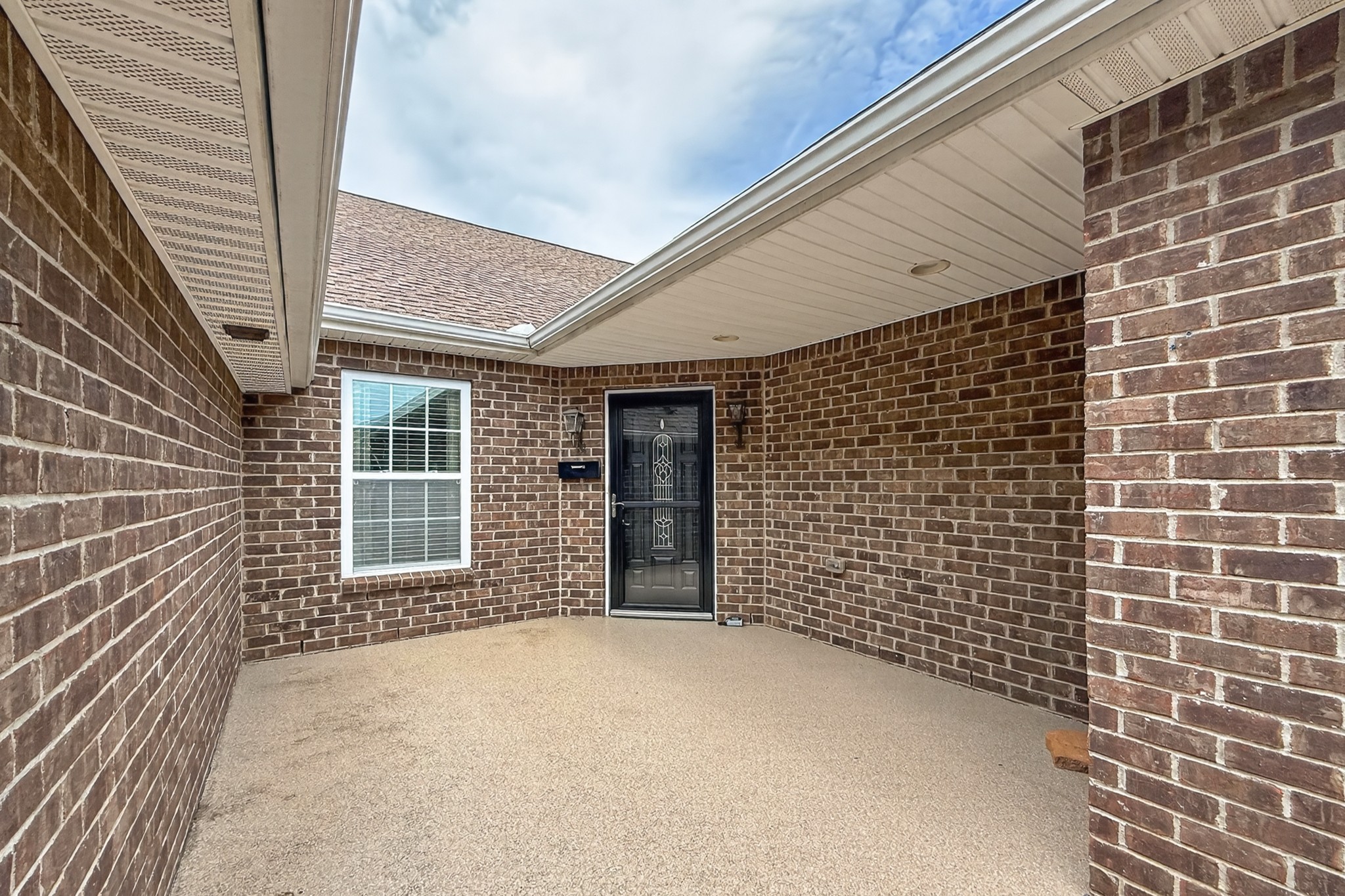161 Plymouth Dr