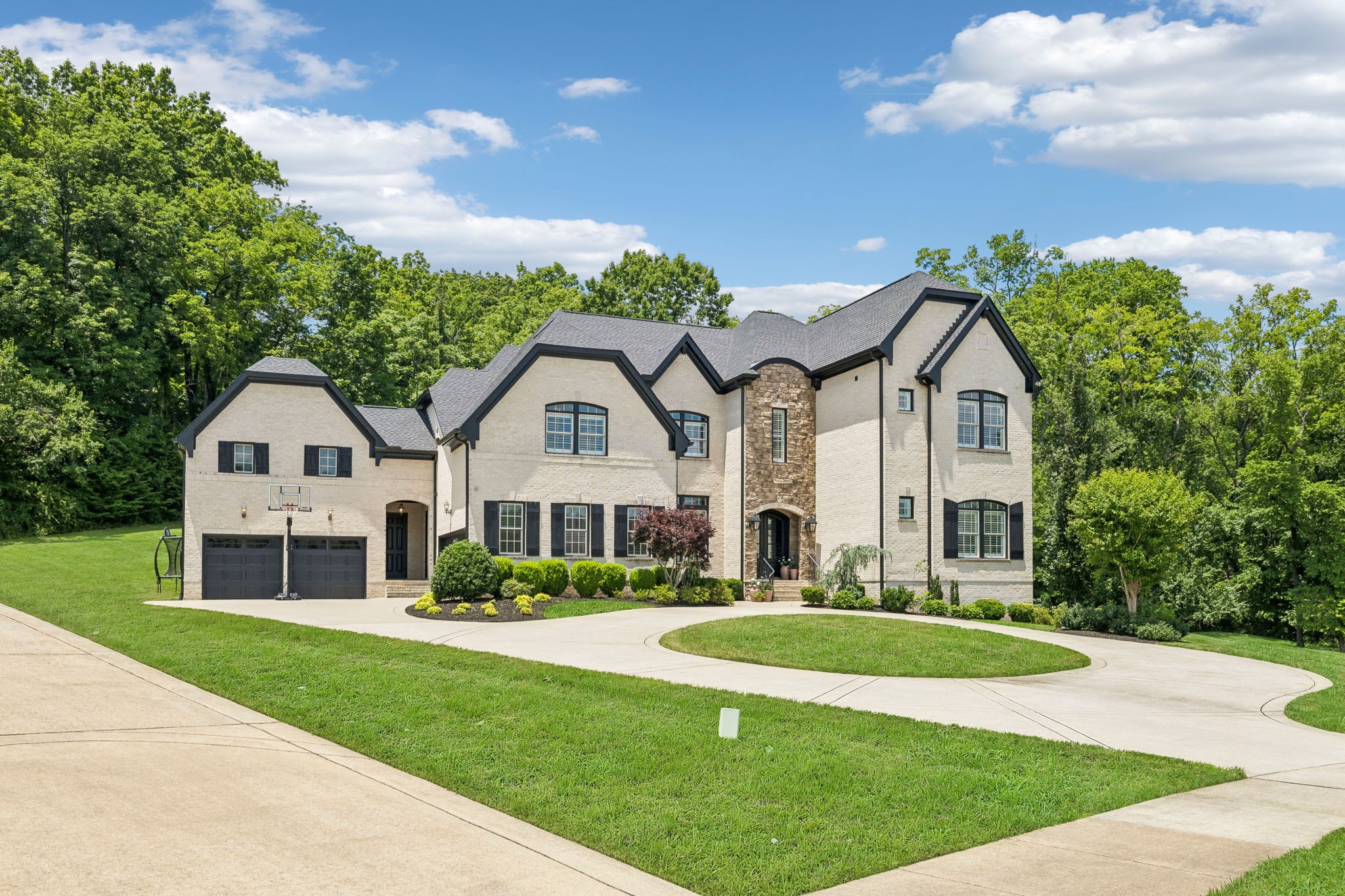 1745 Umbria Dr