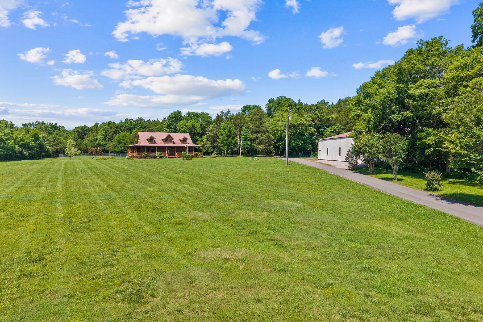 2465 Browns Mill Rd