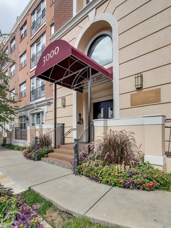 3000 Vanderbilt Pl