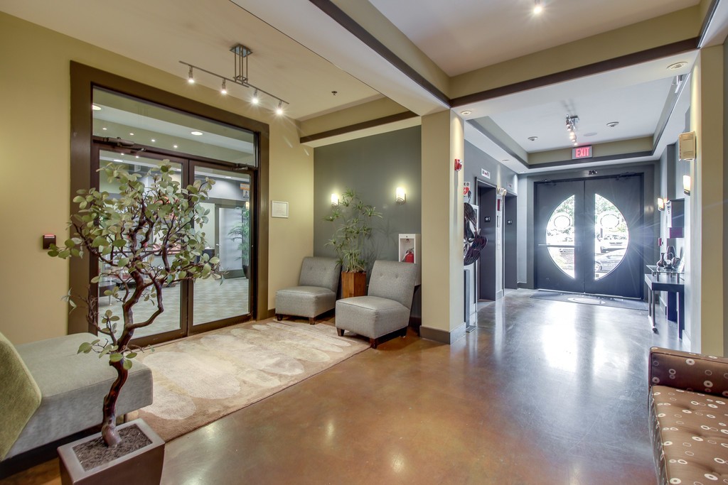 3000 Vanderbilt Pl
