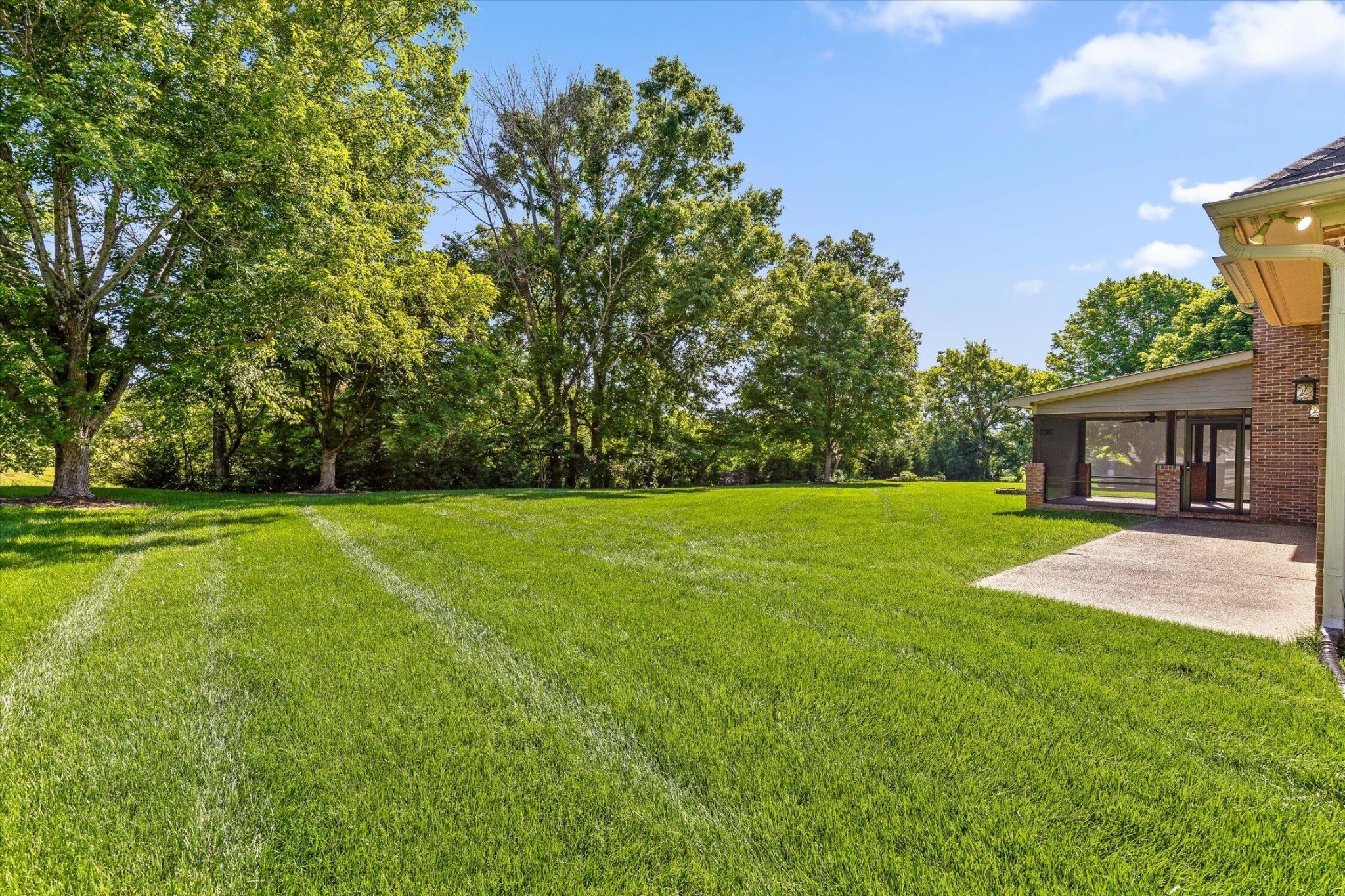 7729 Diamondhead Drive
