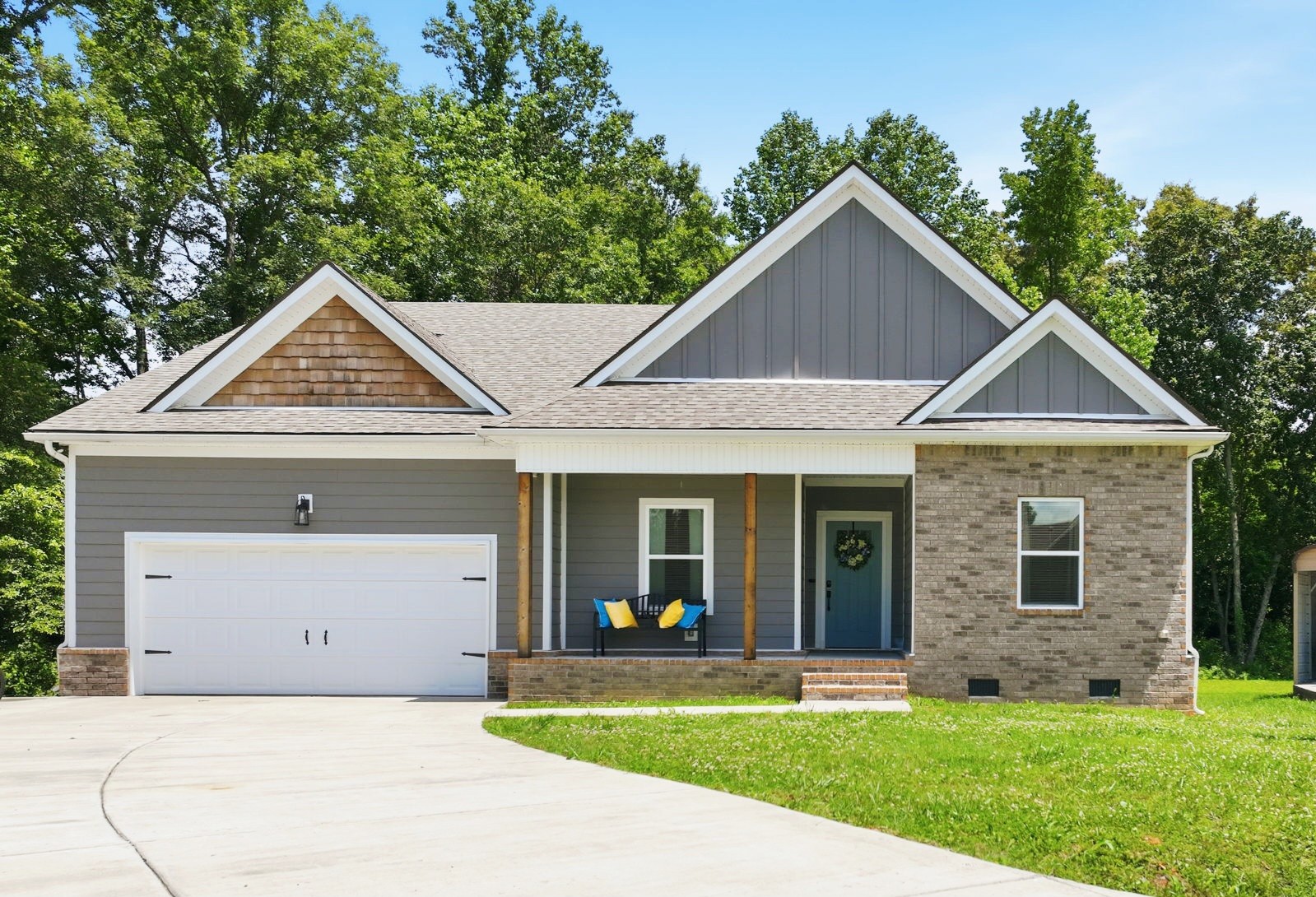 141 Stone Haven Dr