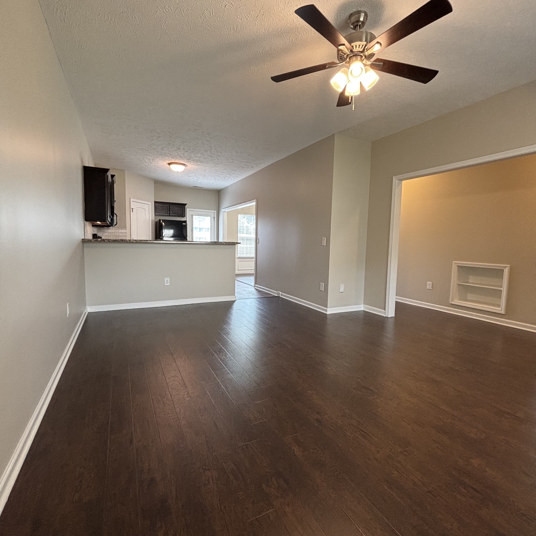 2369 New Holland Cir