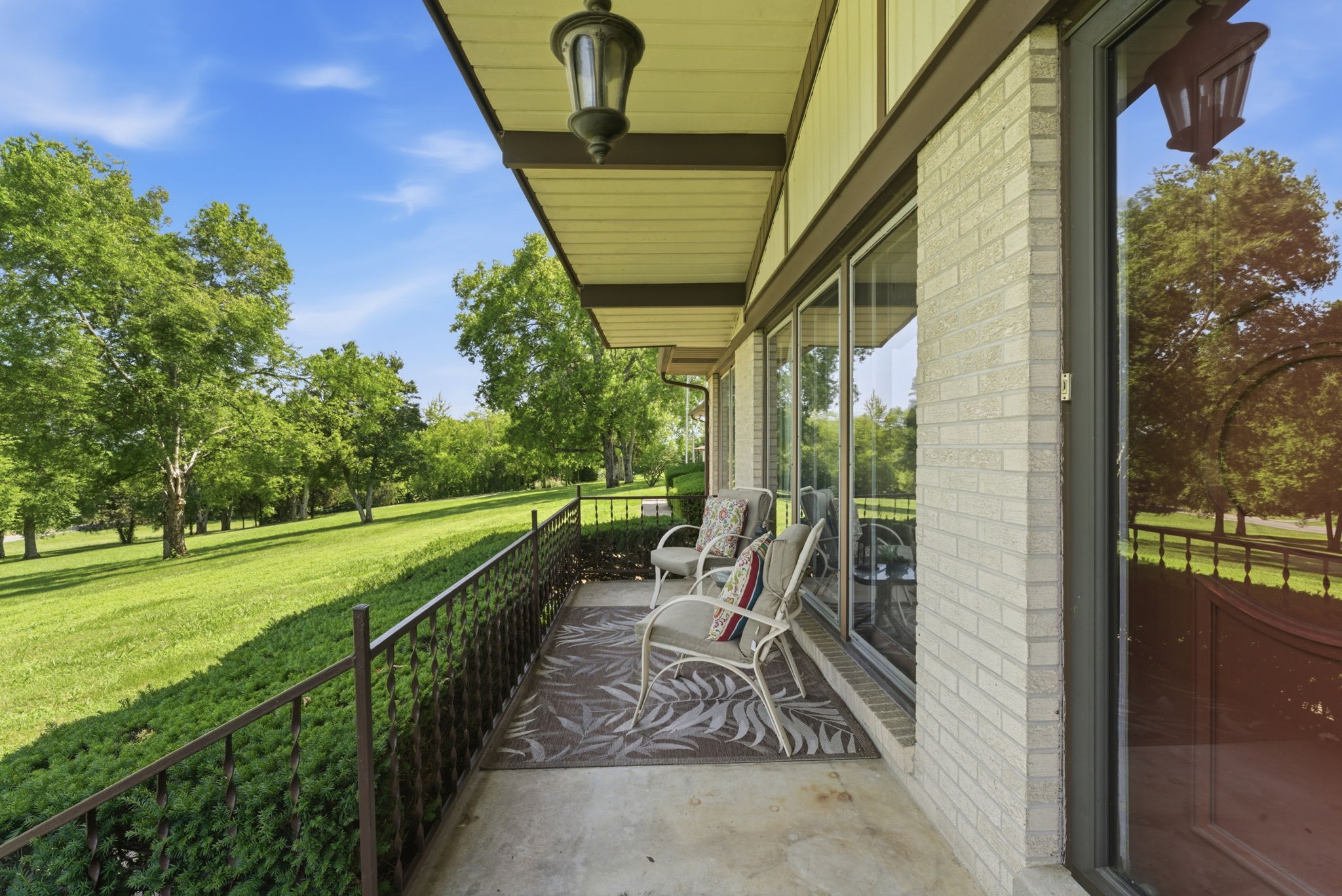 899 Carters Creek Pike