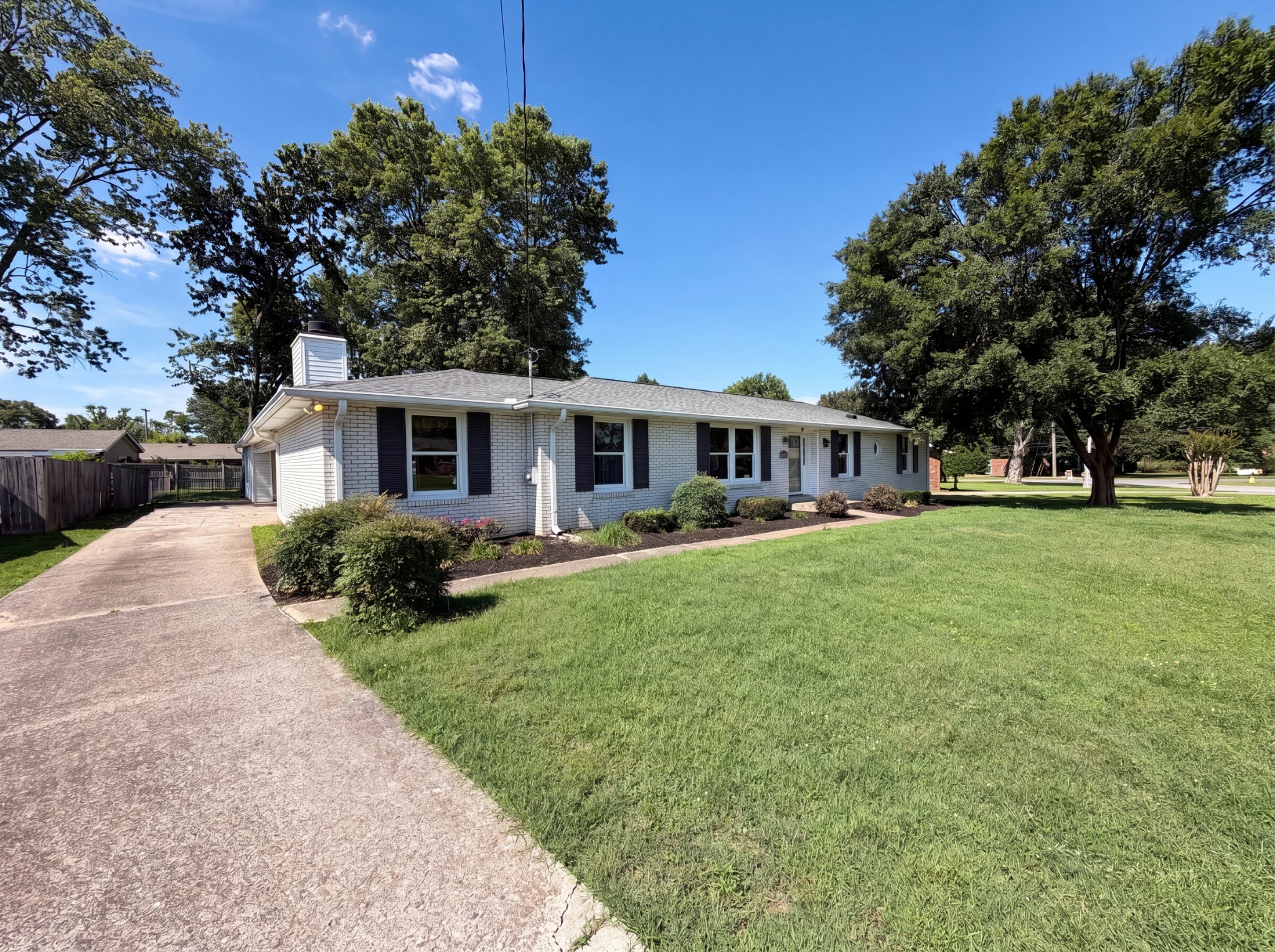 115 Paxton Dr
