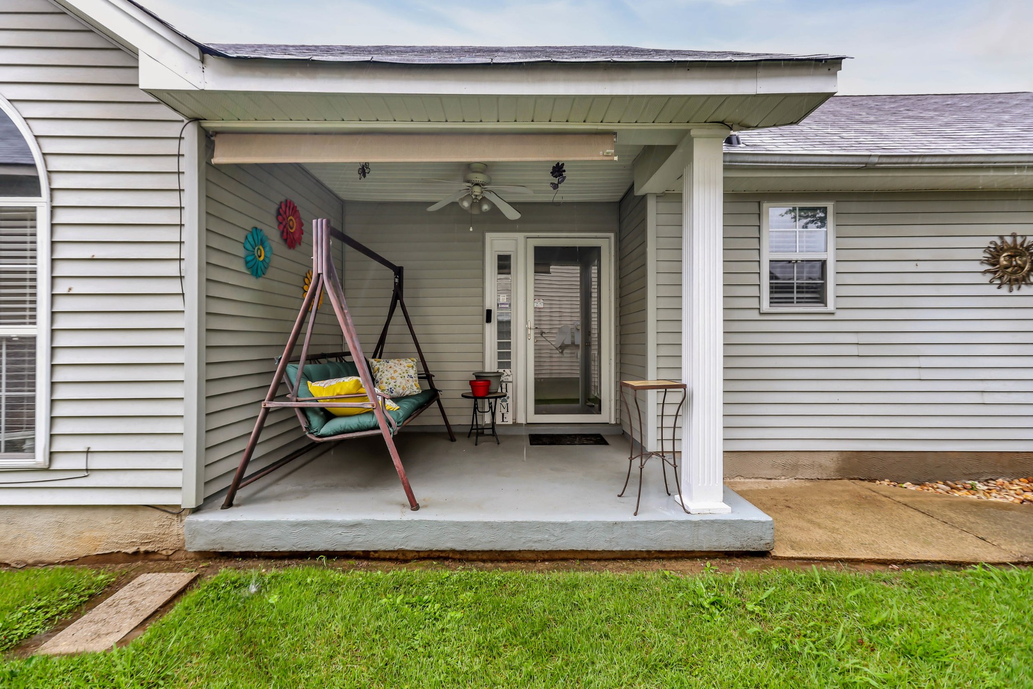 1111 Wembley Dr