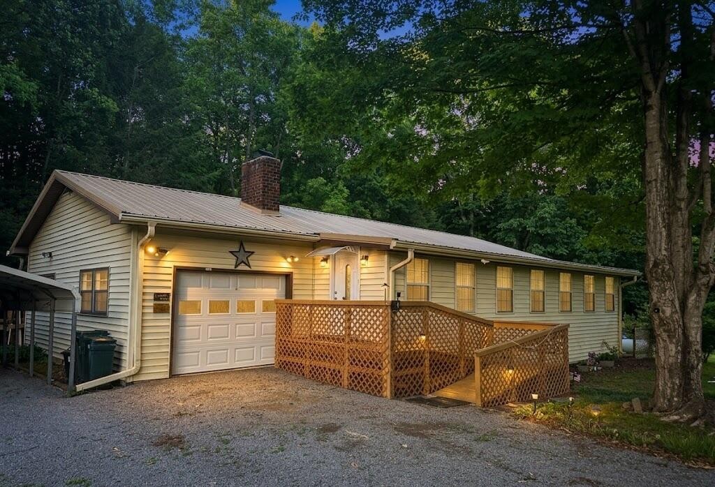 2113 Highway 163