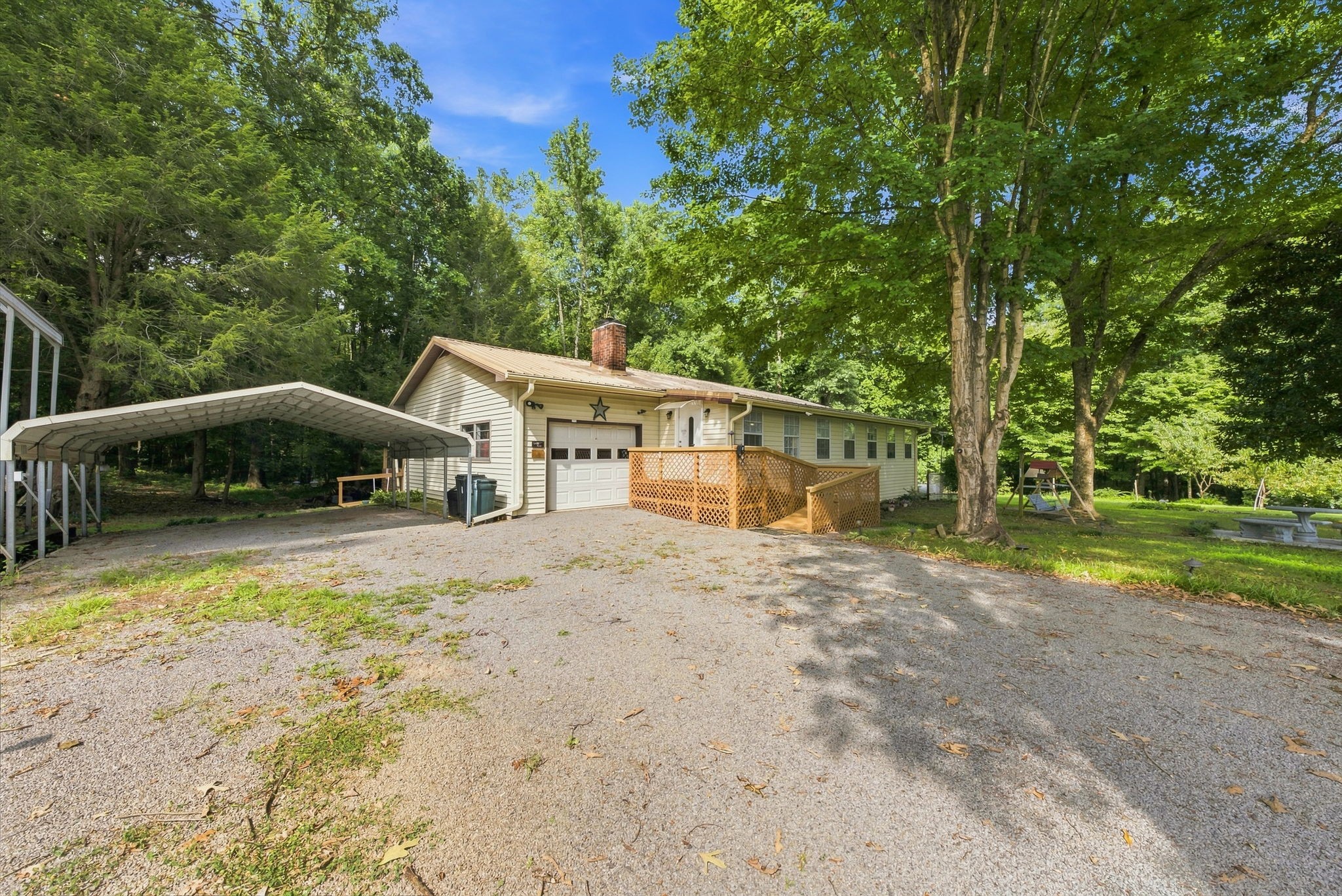 2113 Highway 163