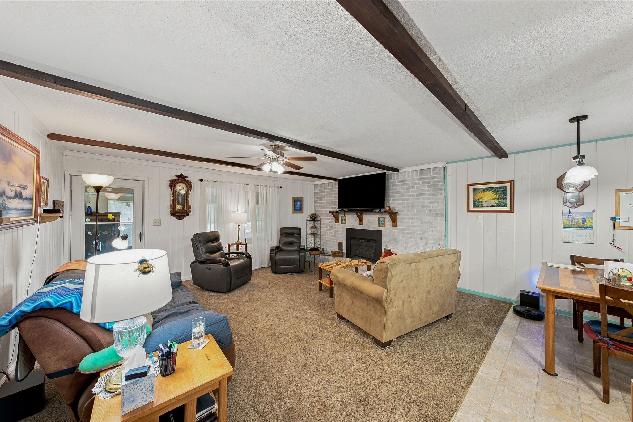 2113 Highway 163