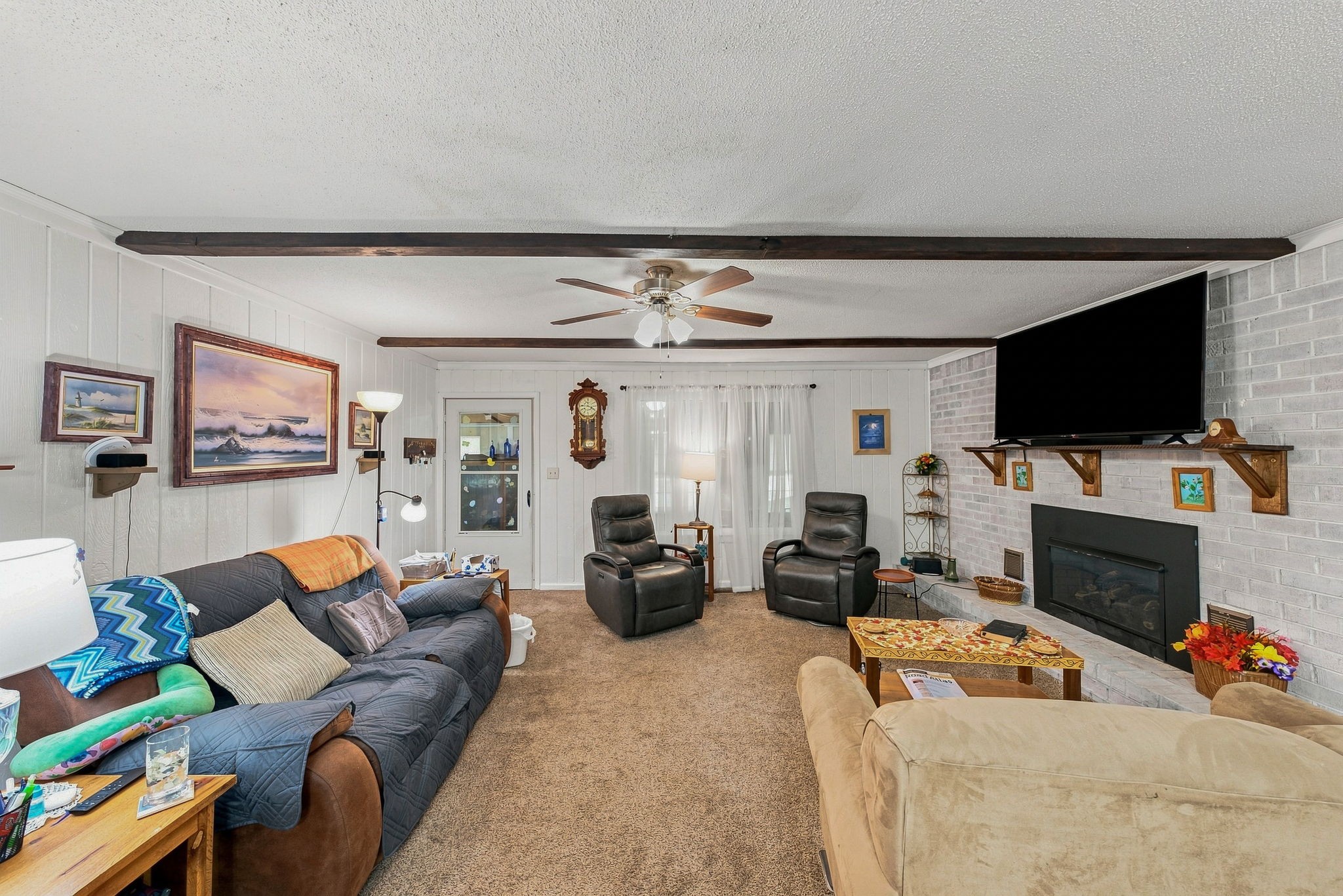2113 Highway 163
