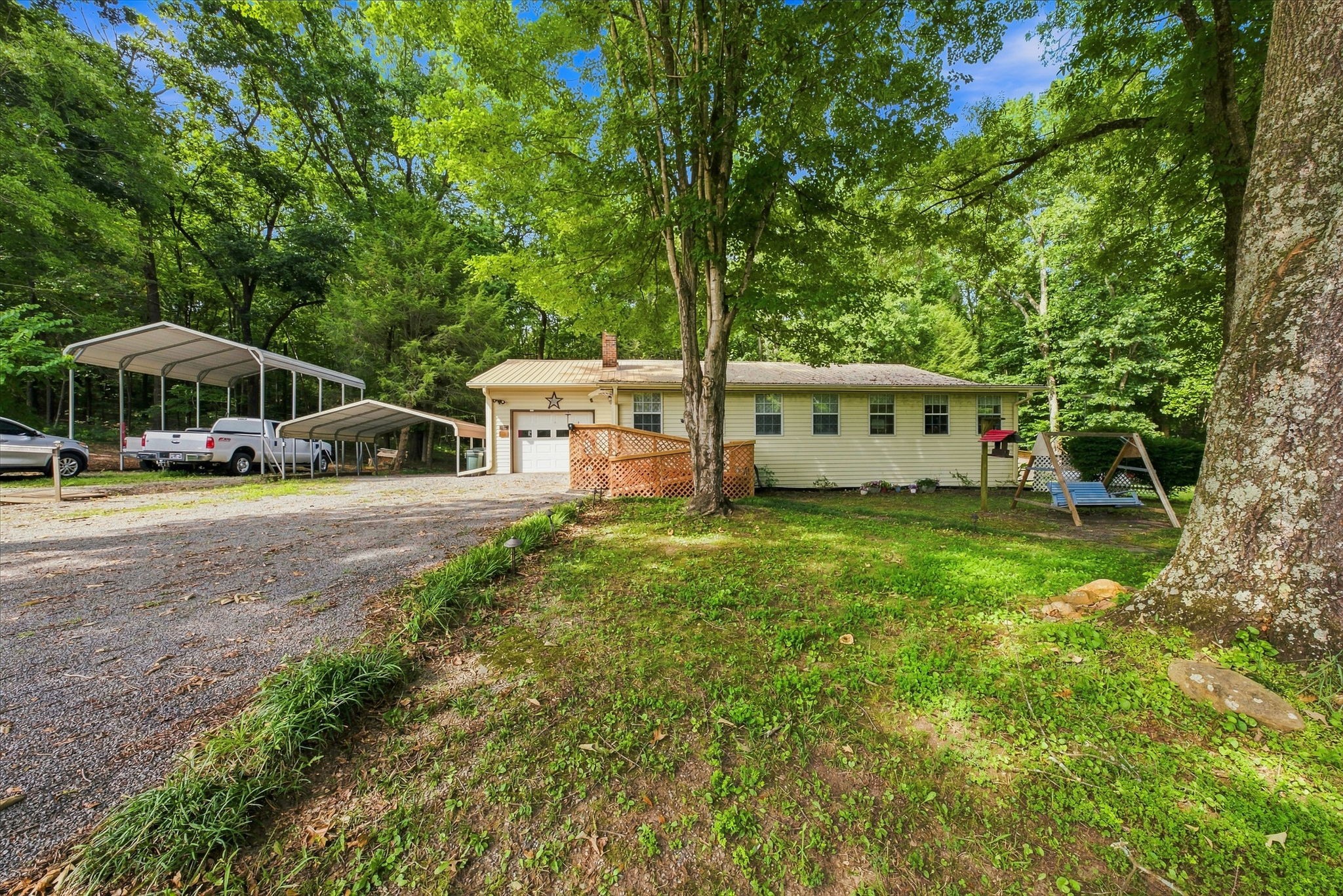 2113 Highway 163