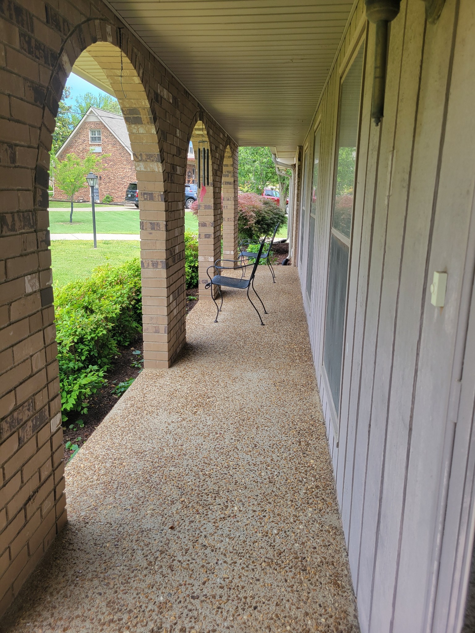 110 Meadowlake Ct