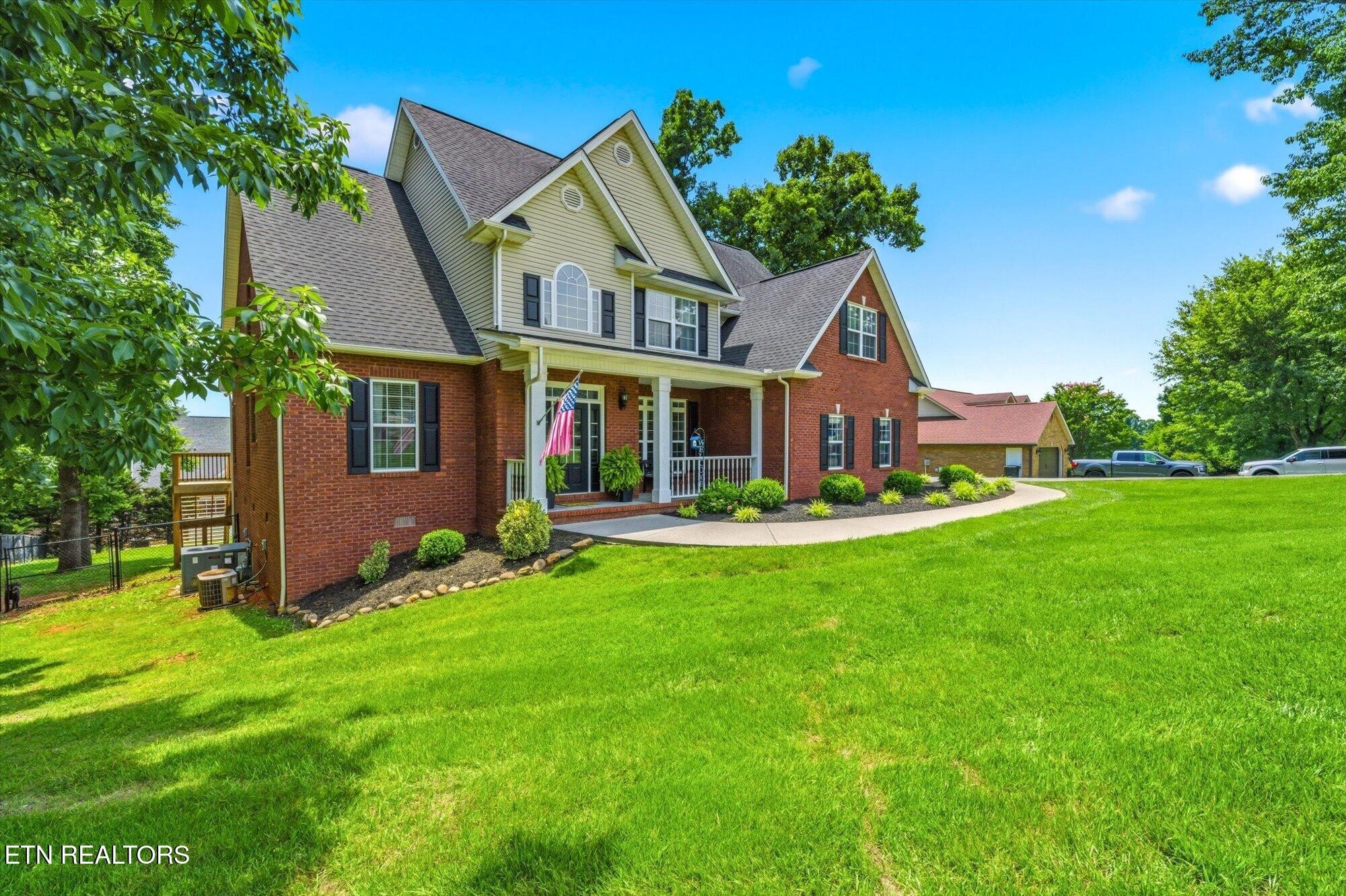 1537 Ellis Woods Loop