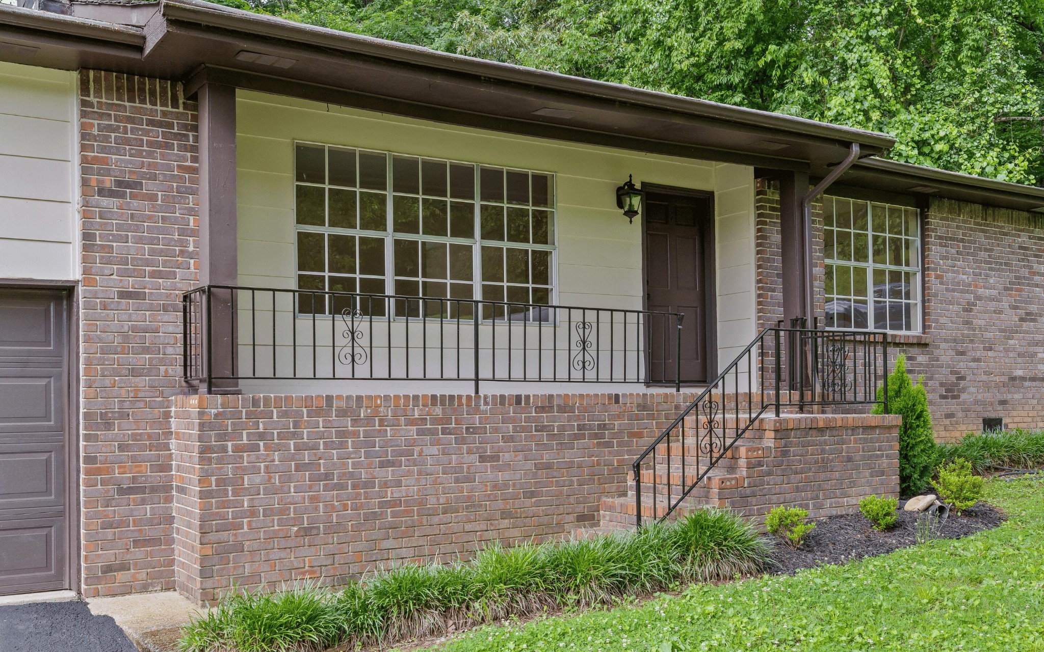 7001 Barter Drive