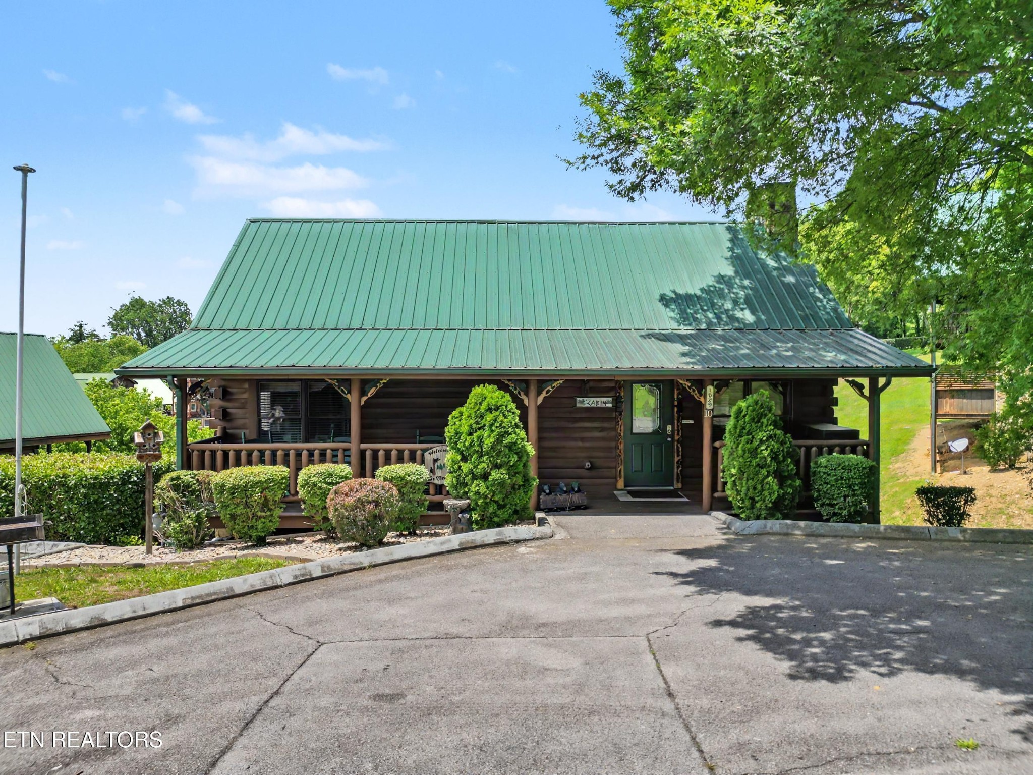 1629 Little Cabin Loop