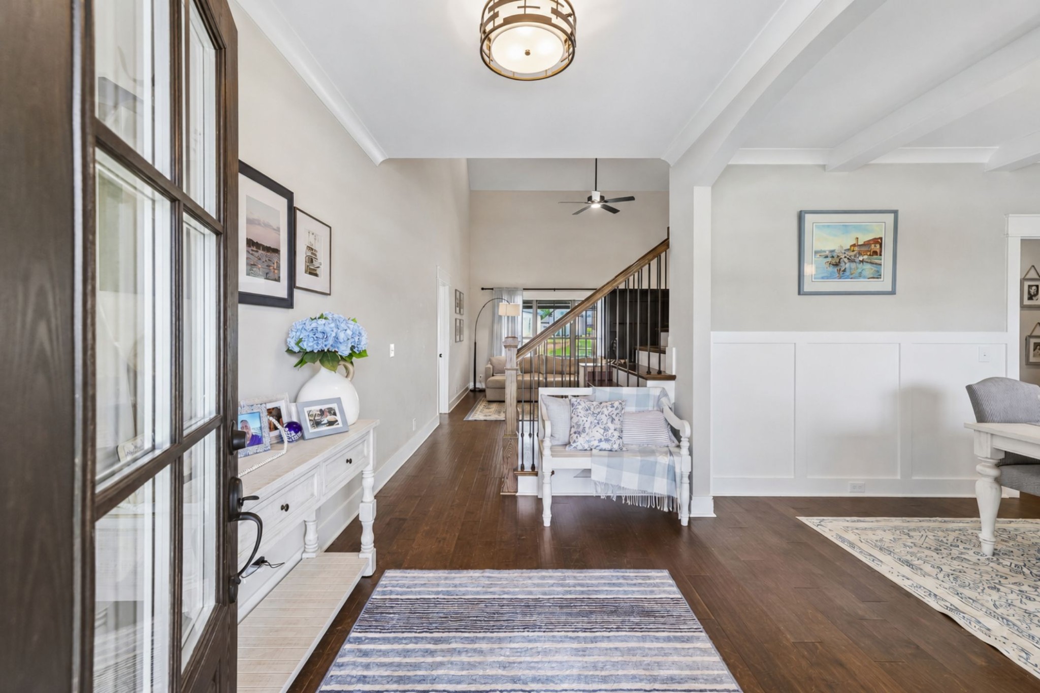 2729 Carousel Dr