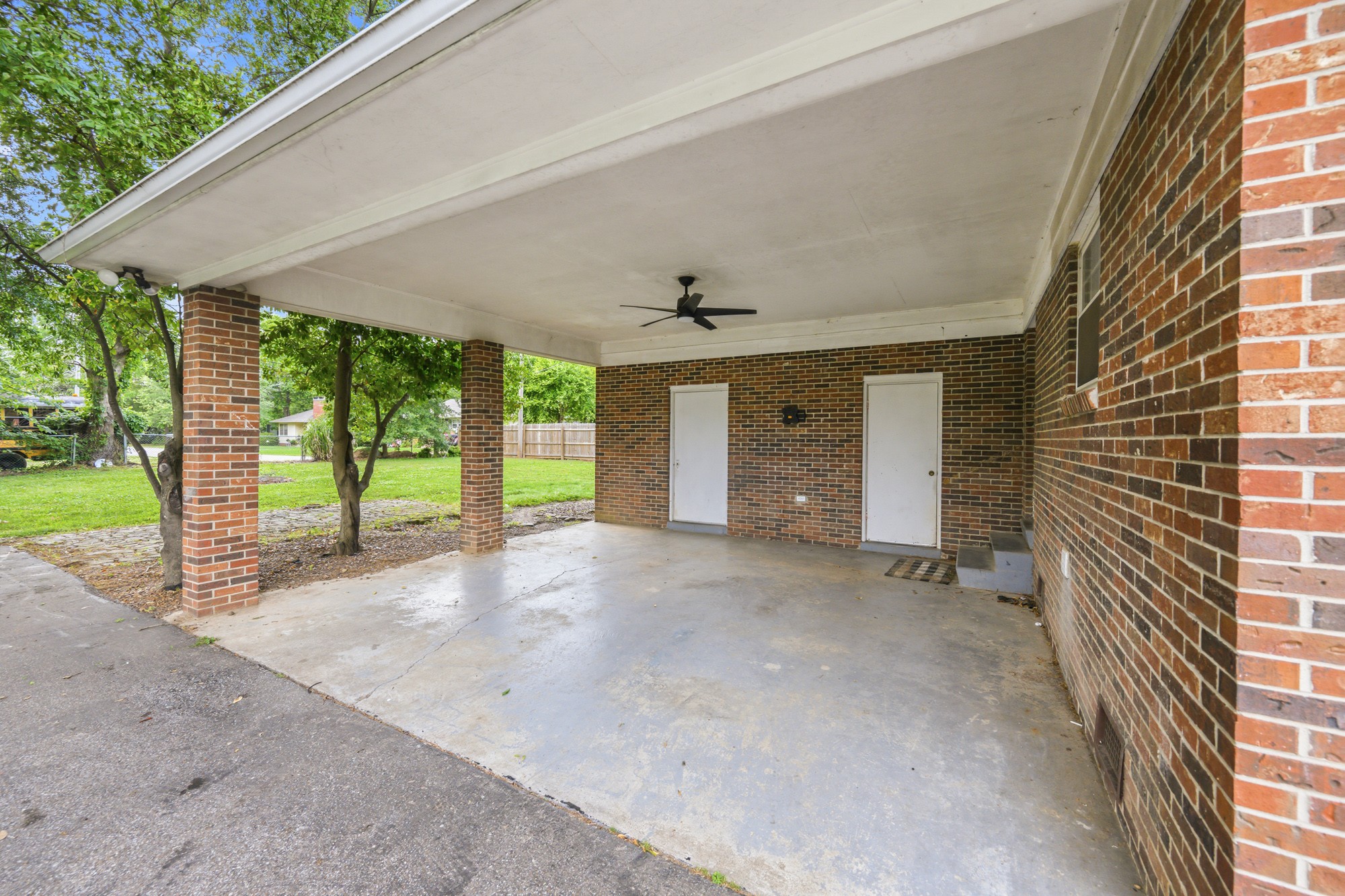 169 Dixie St