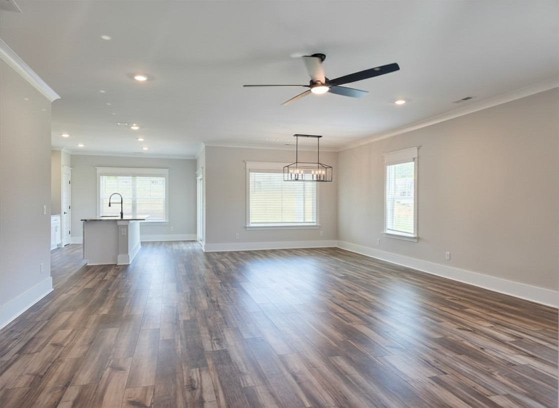 332 Springbrook Blvd