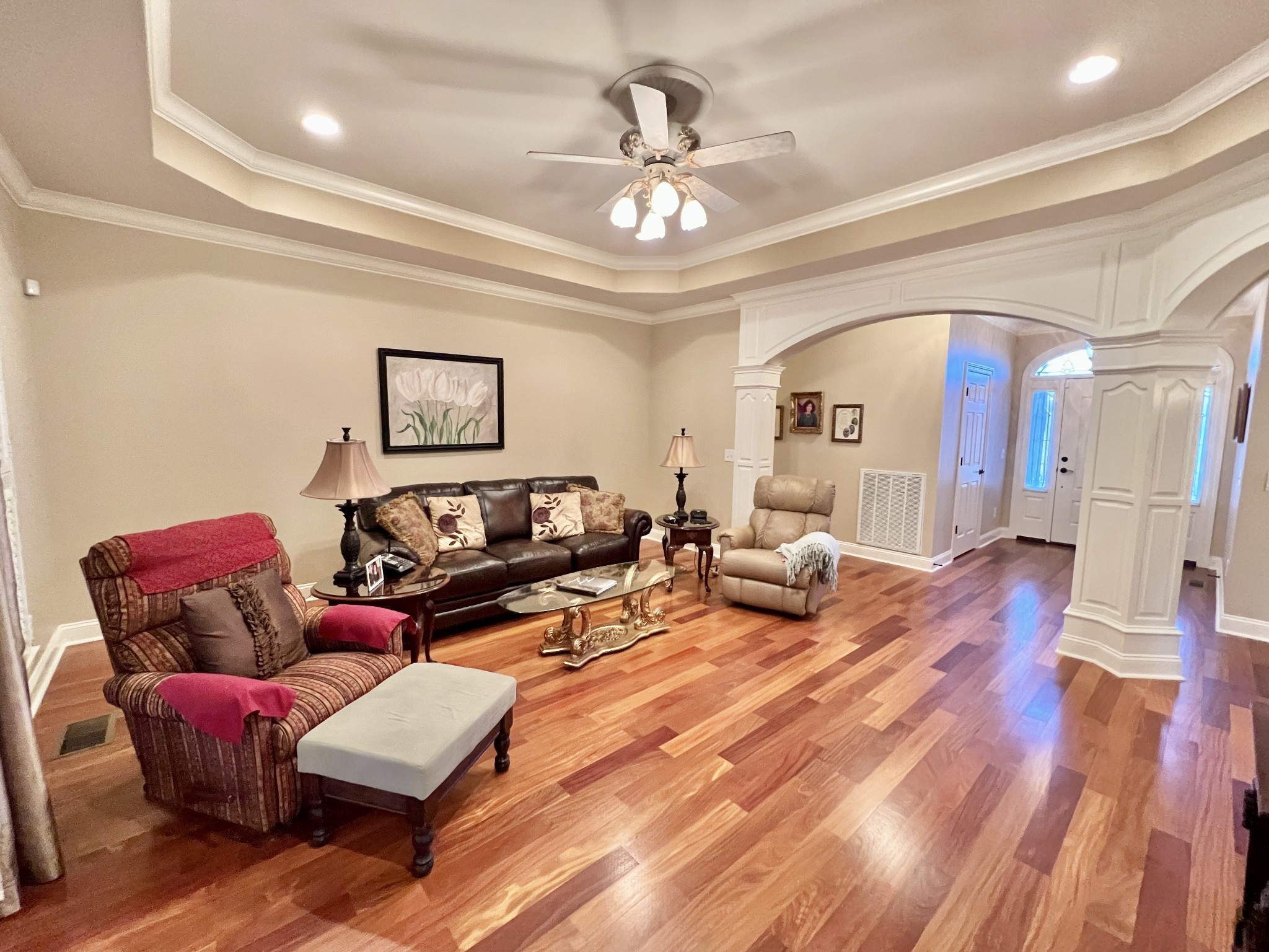 724 Toben Ter, N