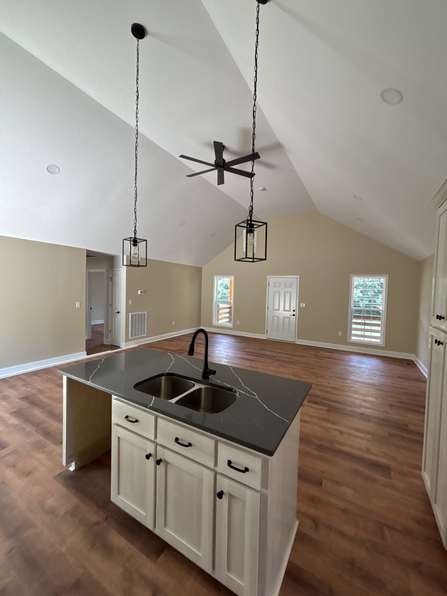 226 Lanier Private Ln