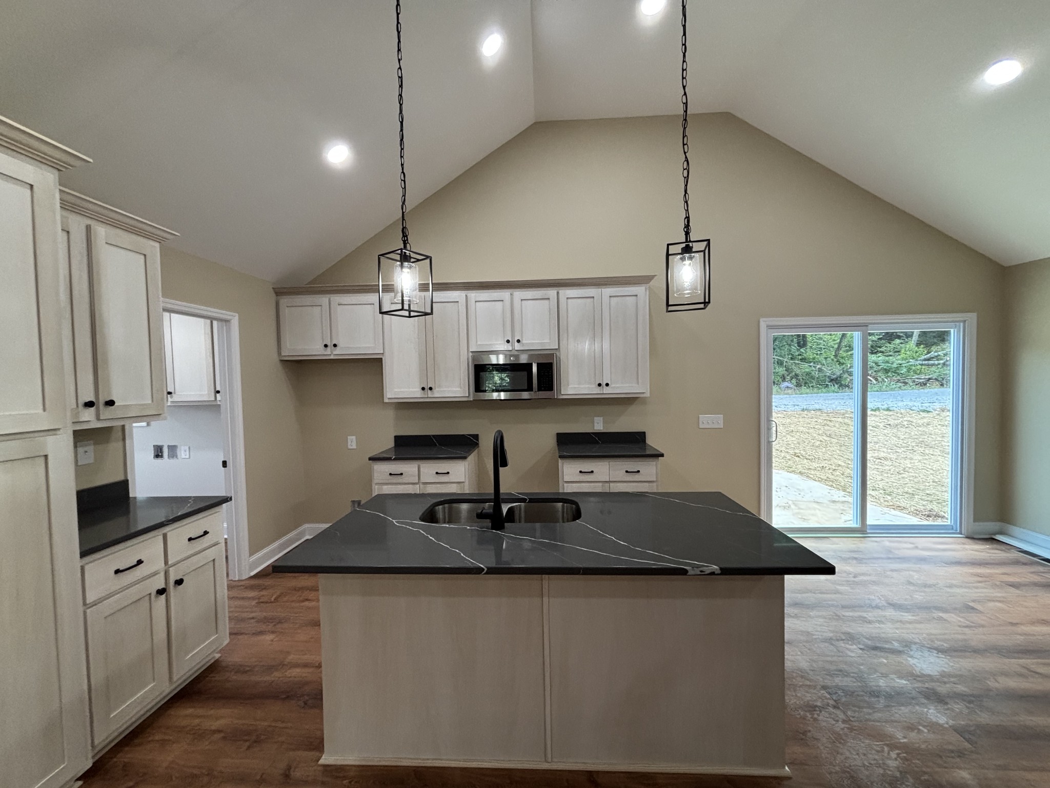 226 Lanier Private Ln