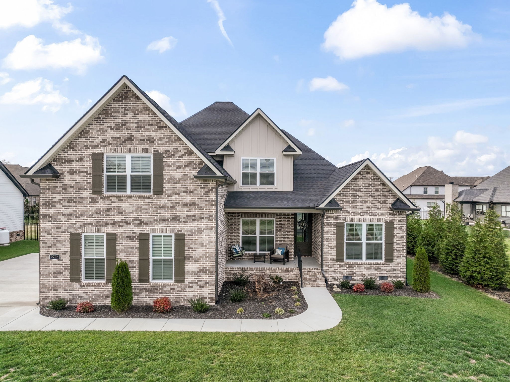 2706 Congress Dr