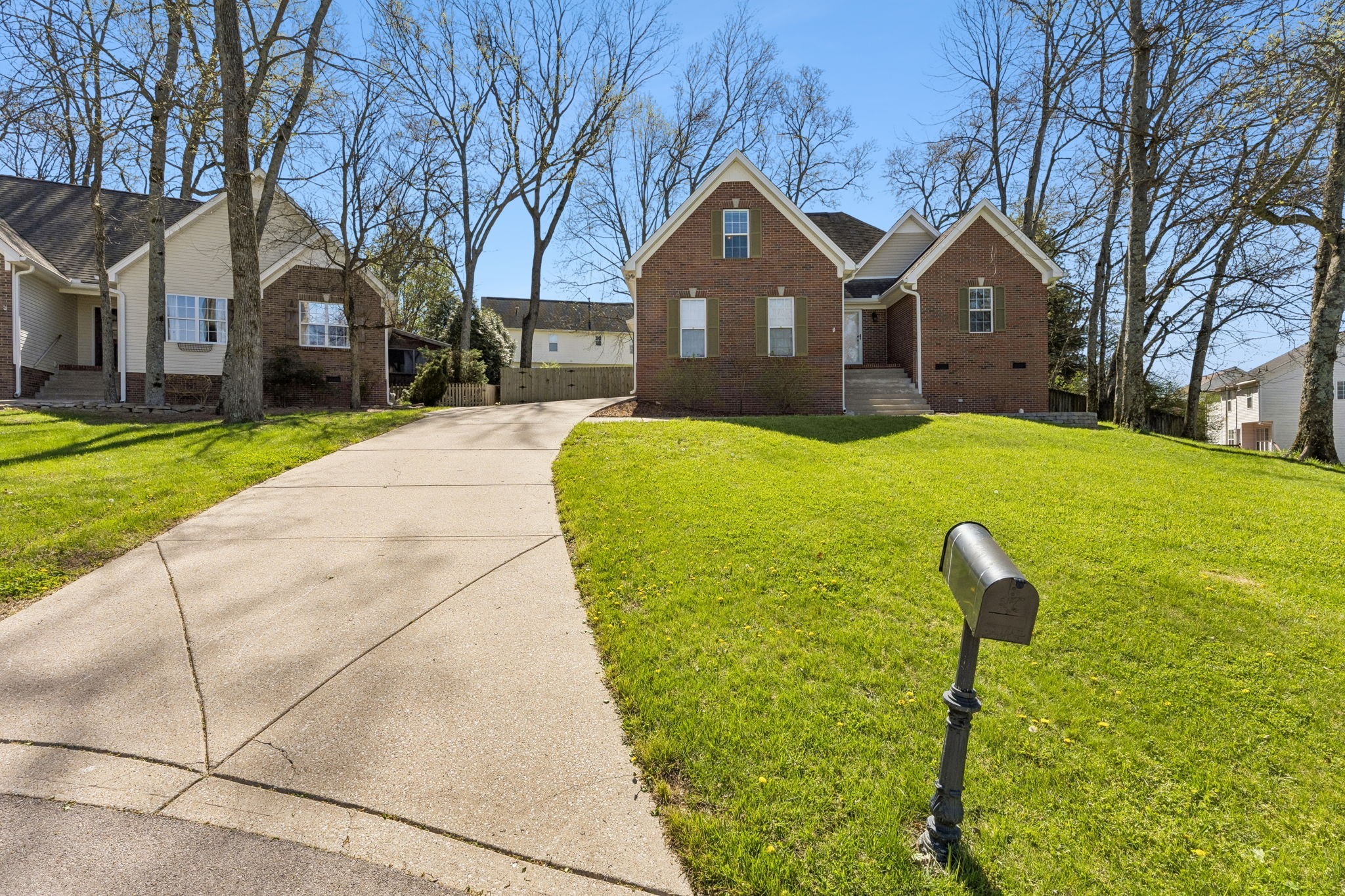 1615 Pacer Ct