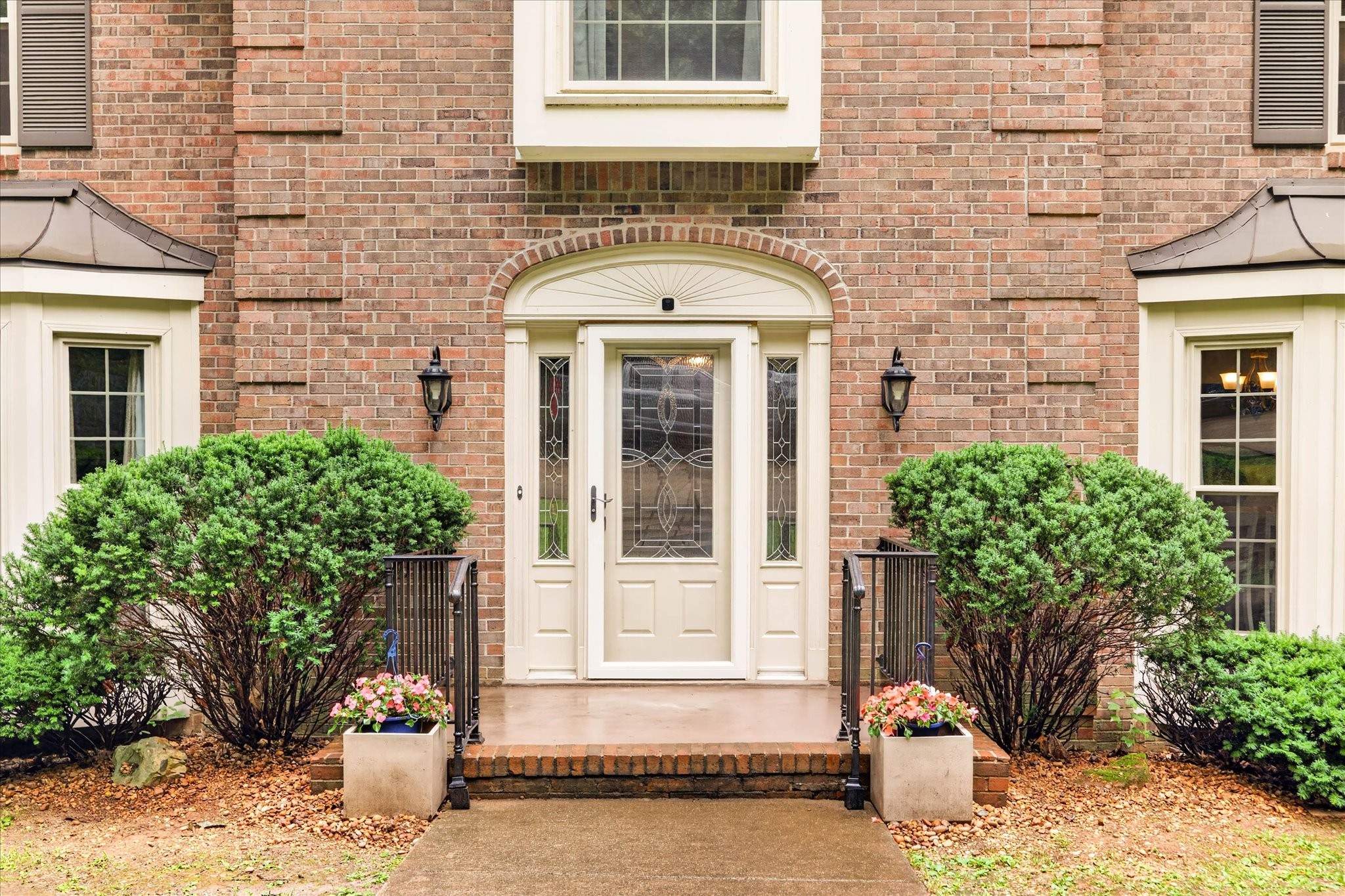 1610 Deerfield Dr