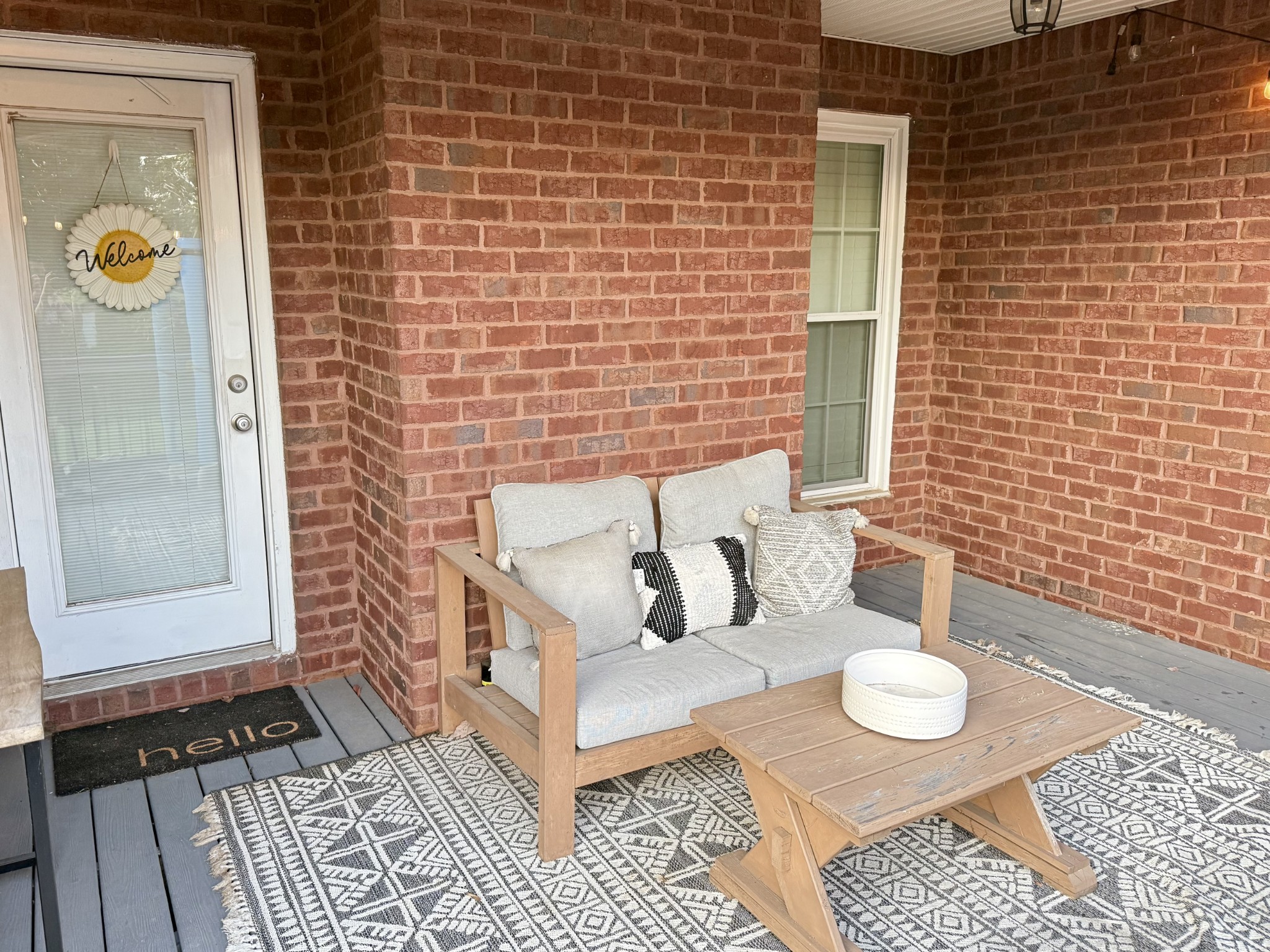 308 Acorn Ct